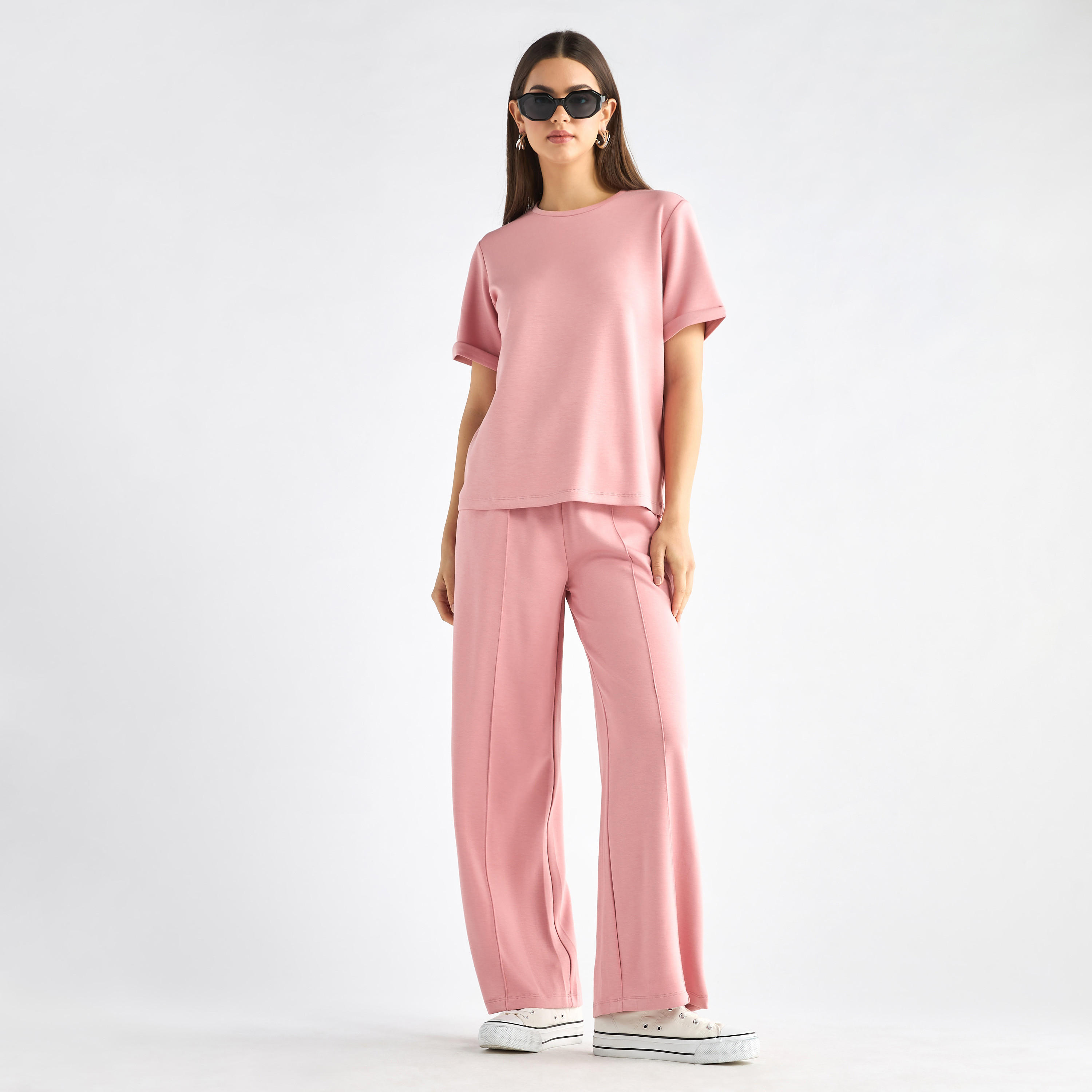طقم بنطلون وتيشيرت بياقة ضيقة-women-clothing-coordsets-image-21