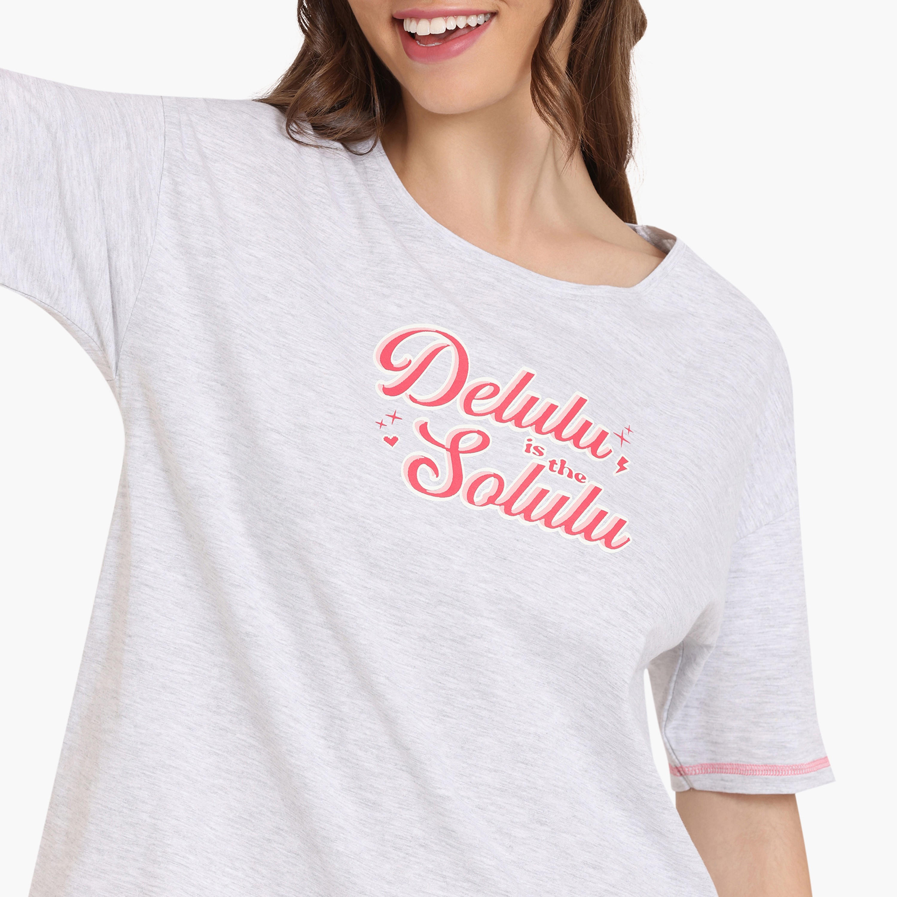 طقم بنطلون بيجاما وتيشيرت بياقة مستديرة وطبعات من زيفامي-women-clothing-nightwear-pyjamas-longsets-image-5