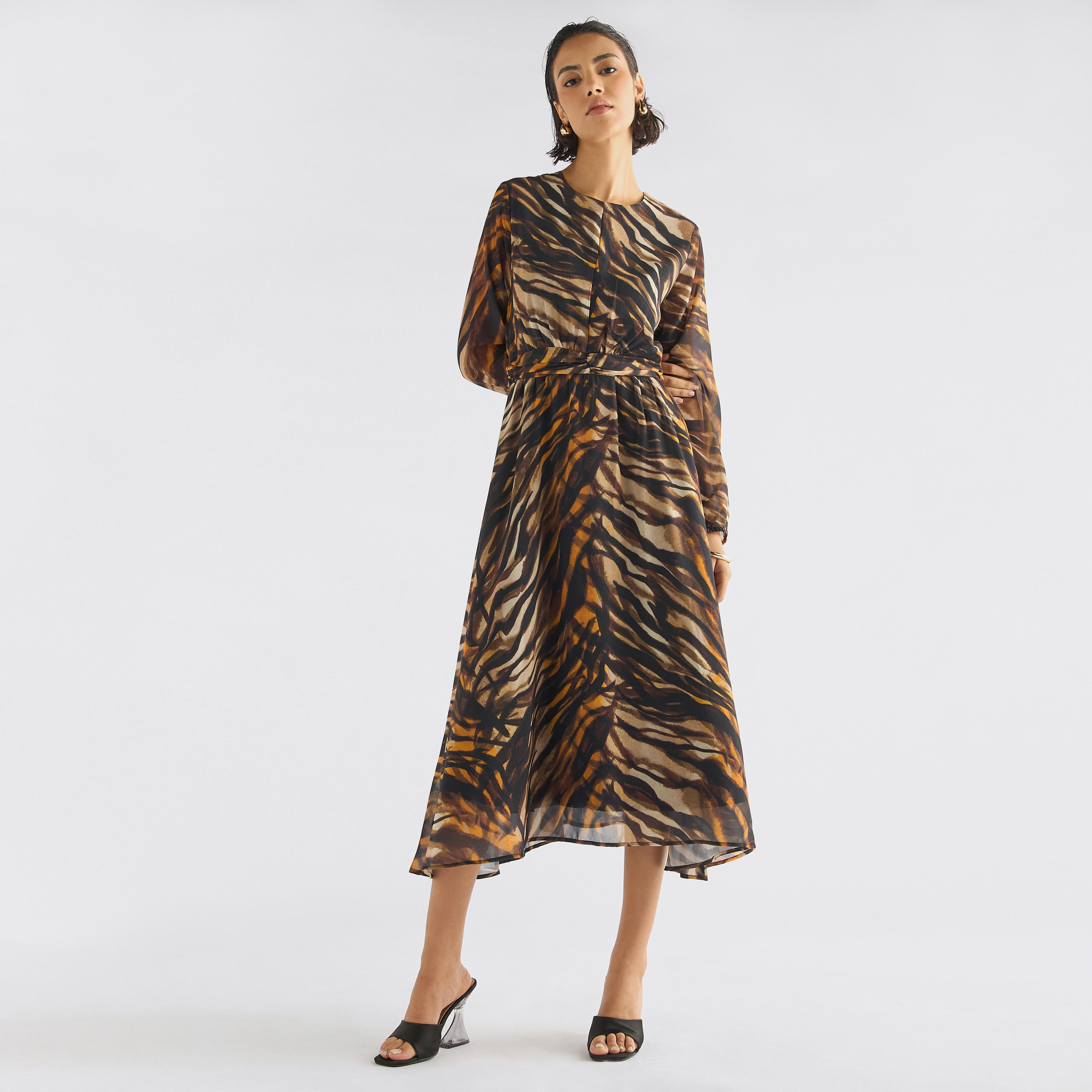 فستان ميدي بياقة مستديرة وأكمام طويلة وطبعات حيوانات-women-clothing-dresses-image-6