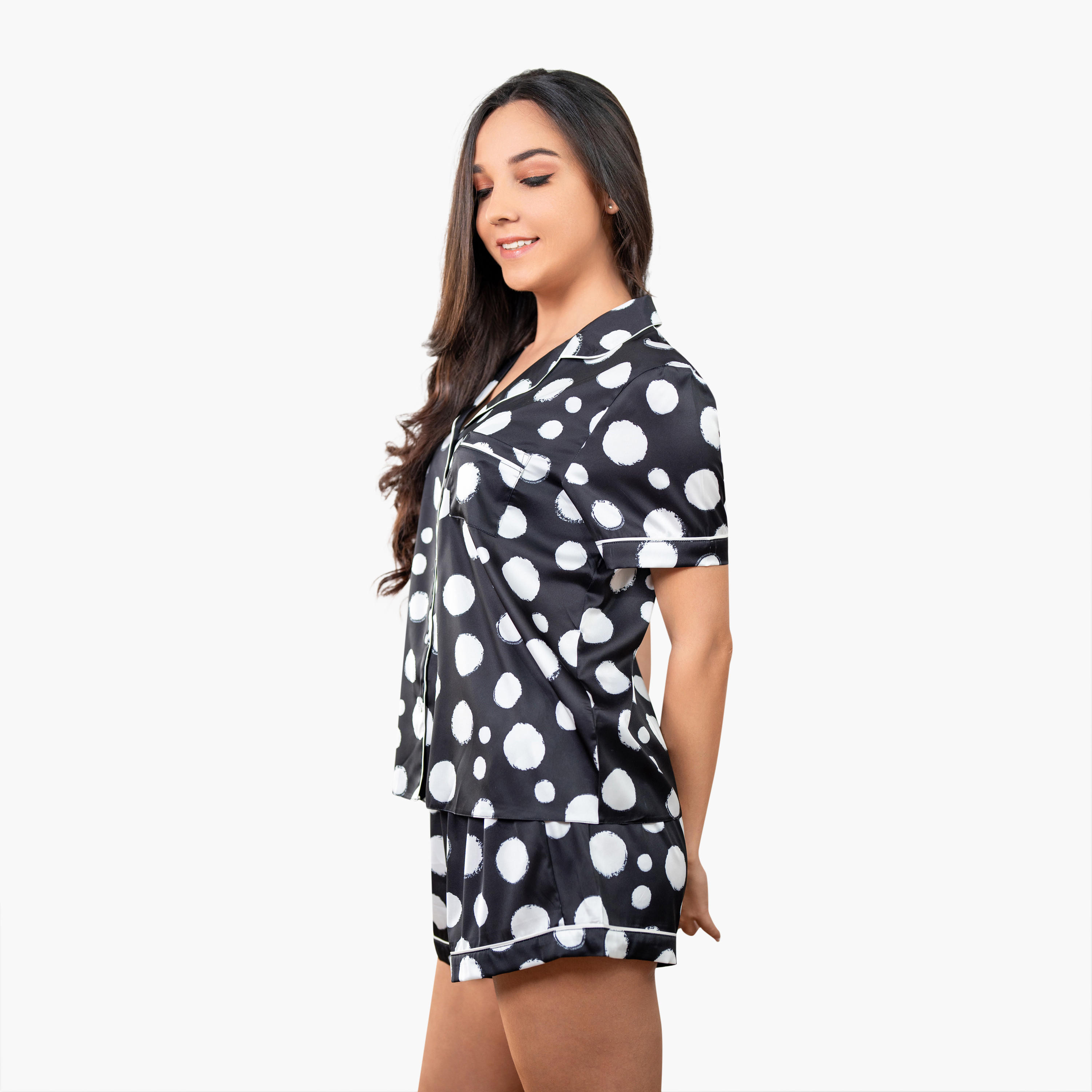 مجموعة قميص وشورت بطبعات من آدارايا-women-clothing-nightwear-pyjamas-shortsets-image-3