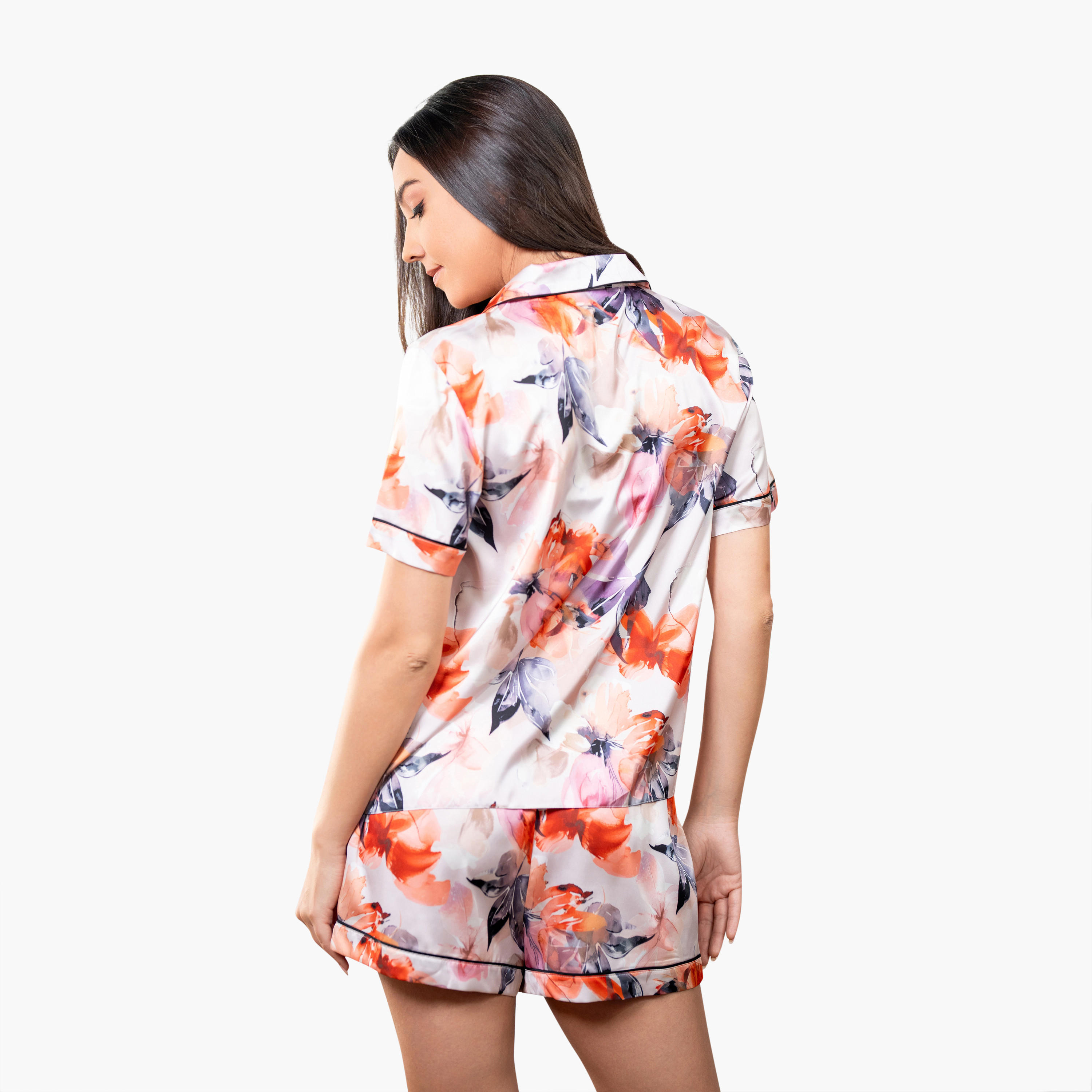 طقم قميص وشورت بطبعات من آدارايا-women-clothing-nightwear-pyjamas-shortsets-image-3