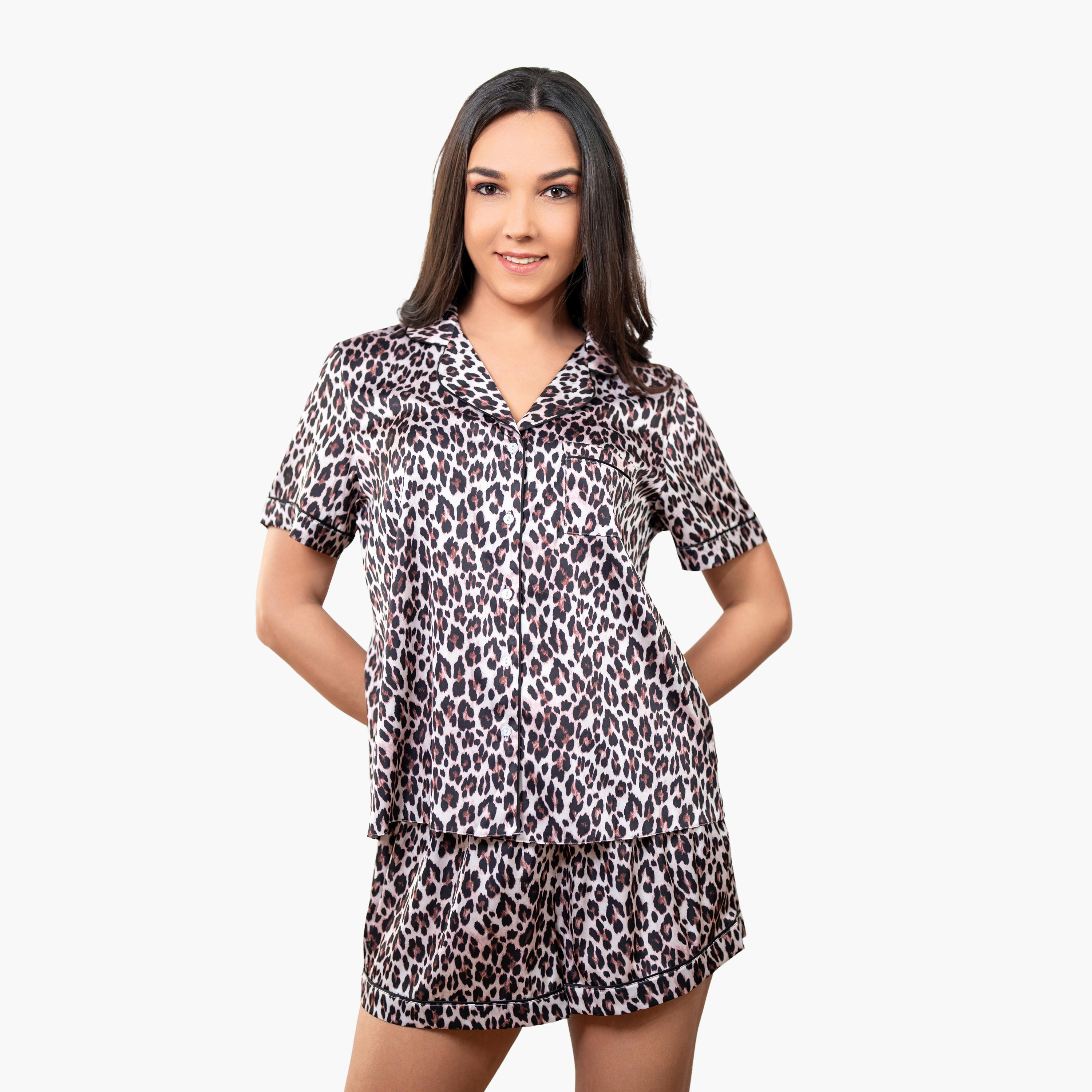 طقم قميص وشورت بطبعات من آدارايا-women-clothing-nightwear-pyjamas-shortsets-image-1