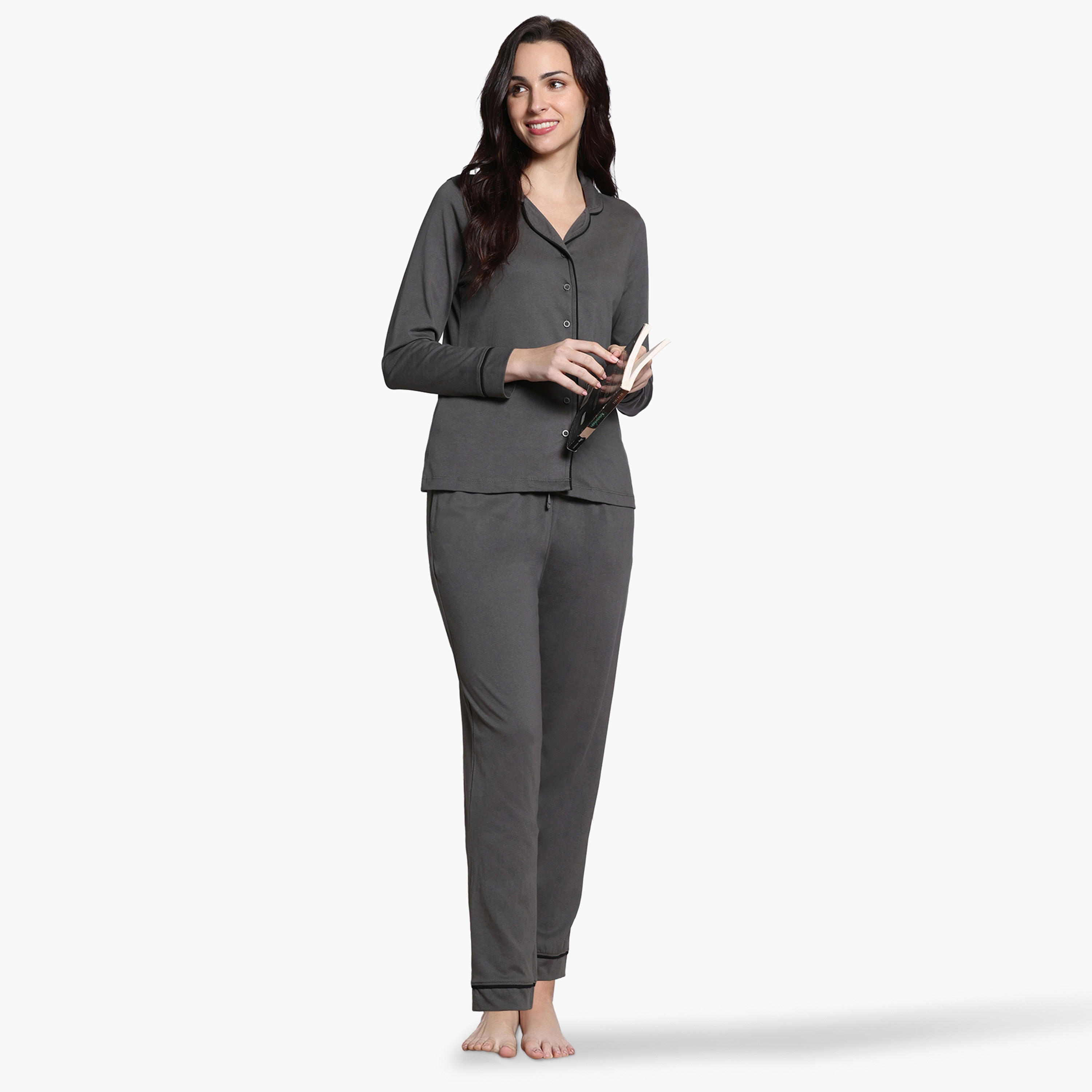 طقم بيجاما بتفاصيل خيوط بارزة من زيفامي-women-clothing-nightwear-pyjamas-longsets-image-10
