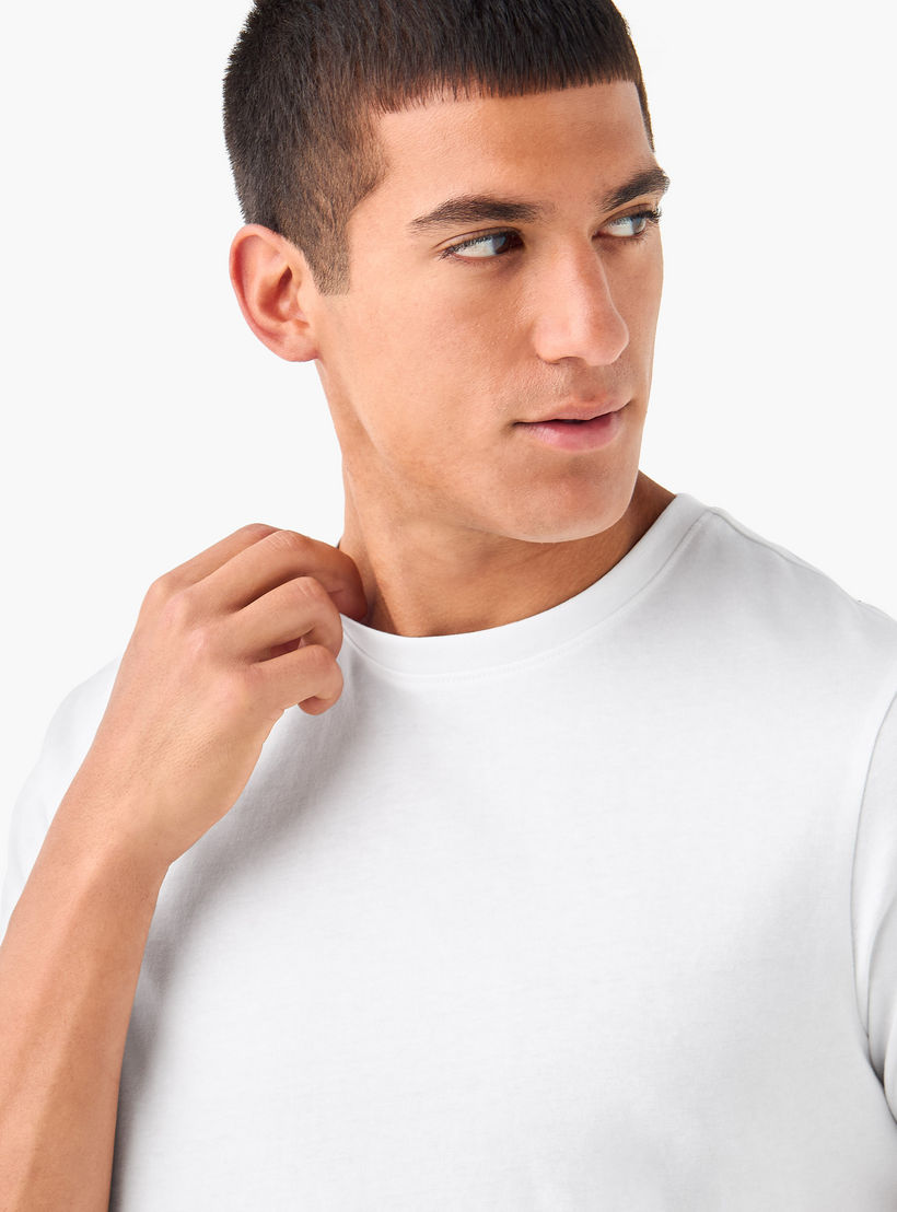 تيشيرتات بياقة ضيقة وأكمام قصيرة - طقم من قطعتين-men-clothing-tshirtsandpolos-tshirts-image-5