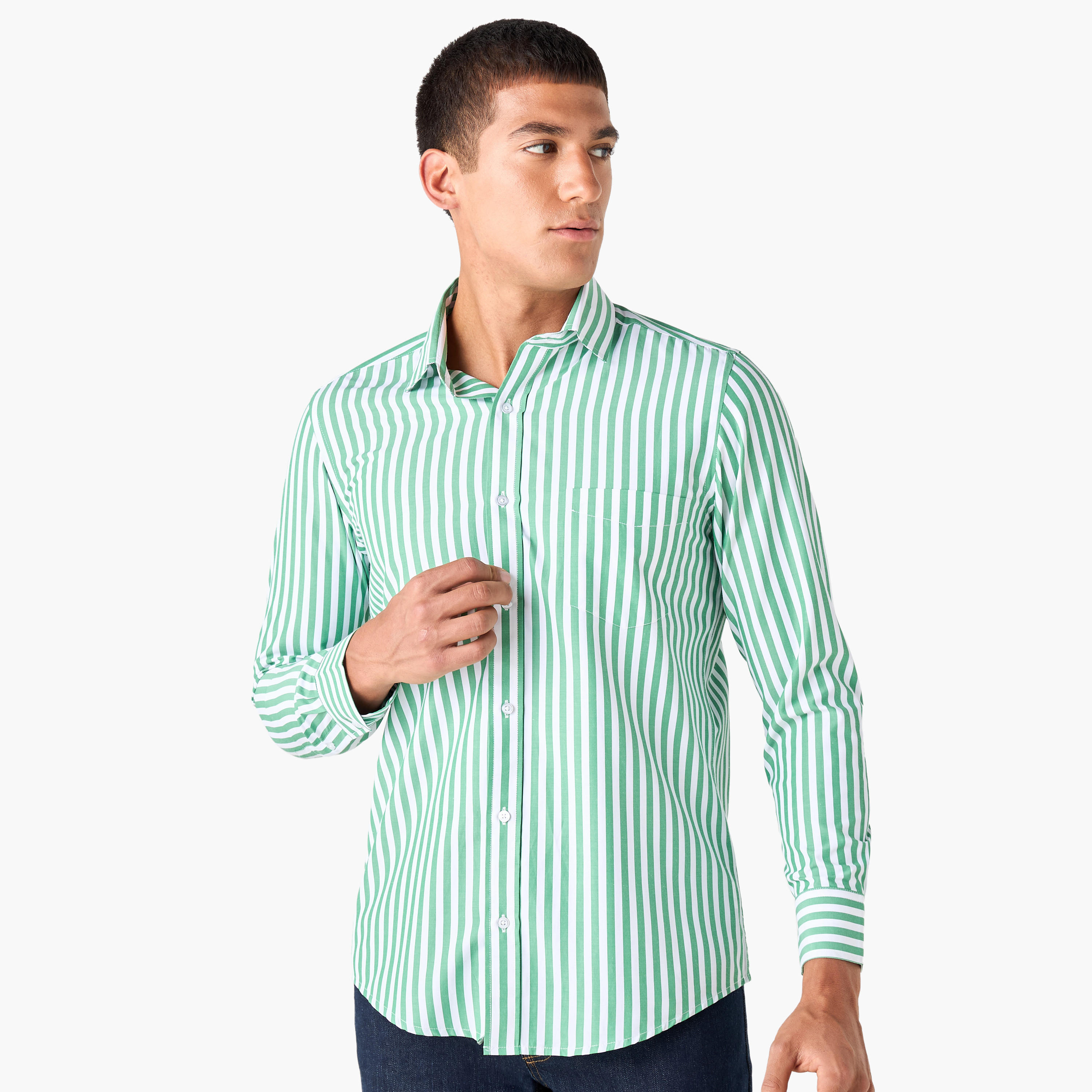 قميص مخطط بياقة وقصة عادية وأكمام طويلة-men-clothing-shirts-image-1