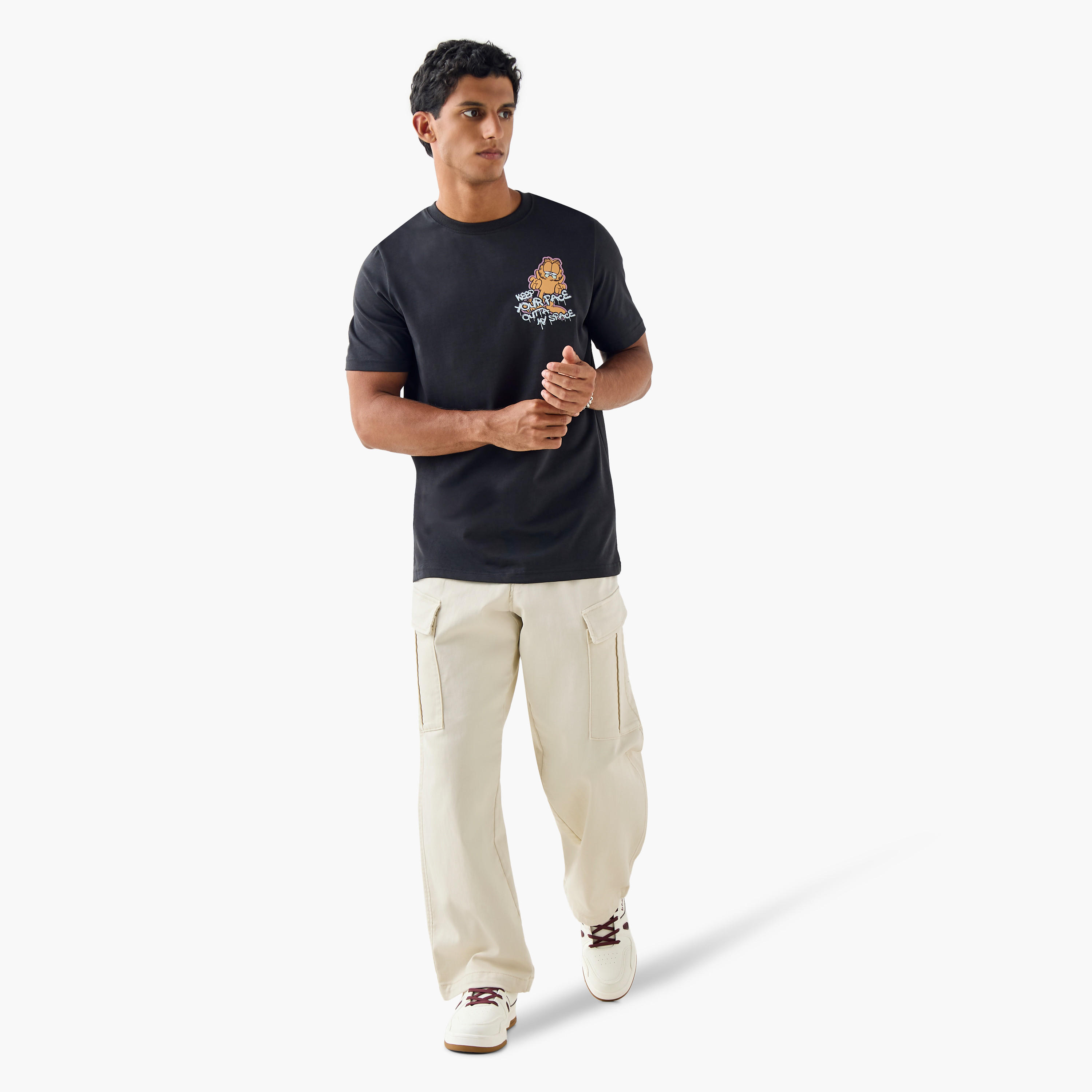 Garfield Print Crew Neck T-shirt with Short Sleeves-men-clothing-tshirtsandpolos-tshirts-image-2