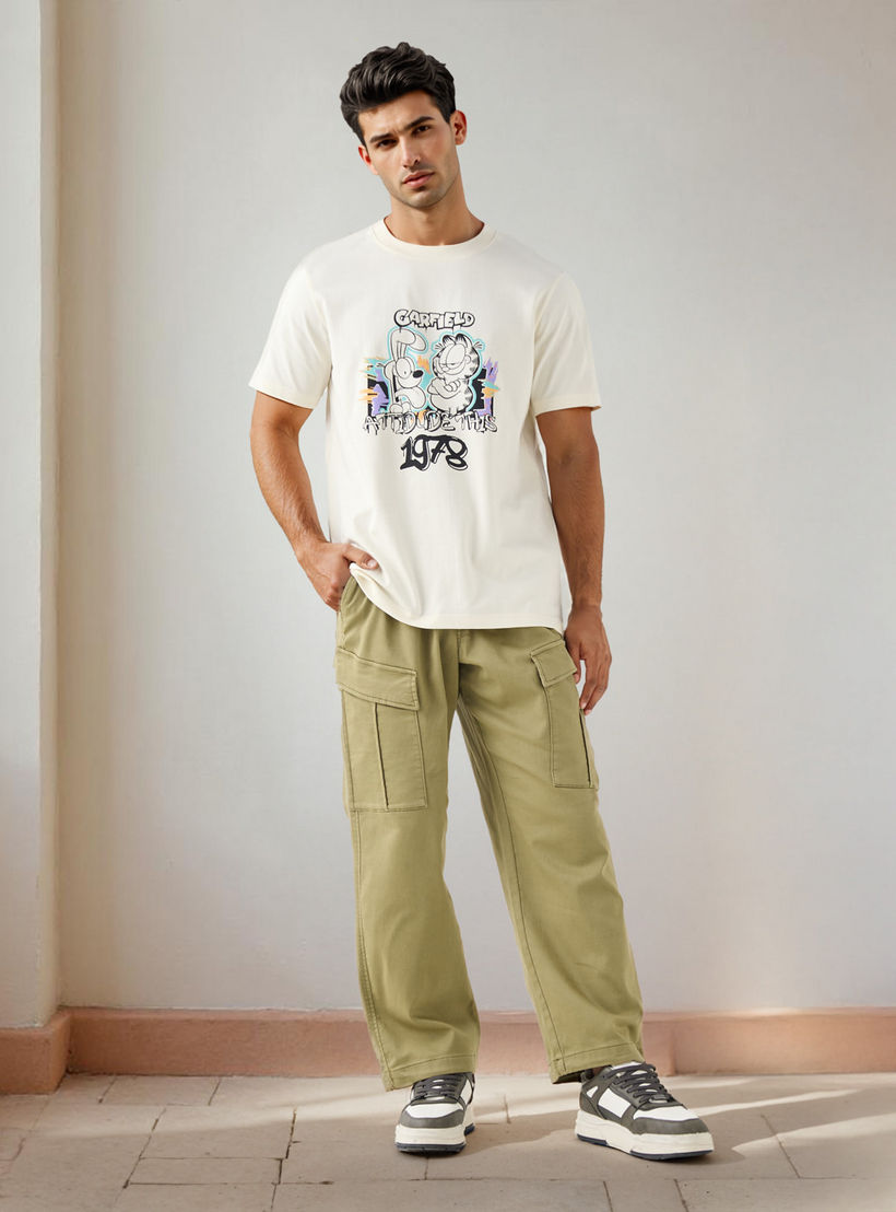 Garfield Print Crew Neck T-shirt with Short Sleeves-men-clothing-tshirtsandpolos-tshirts-image-2