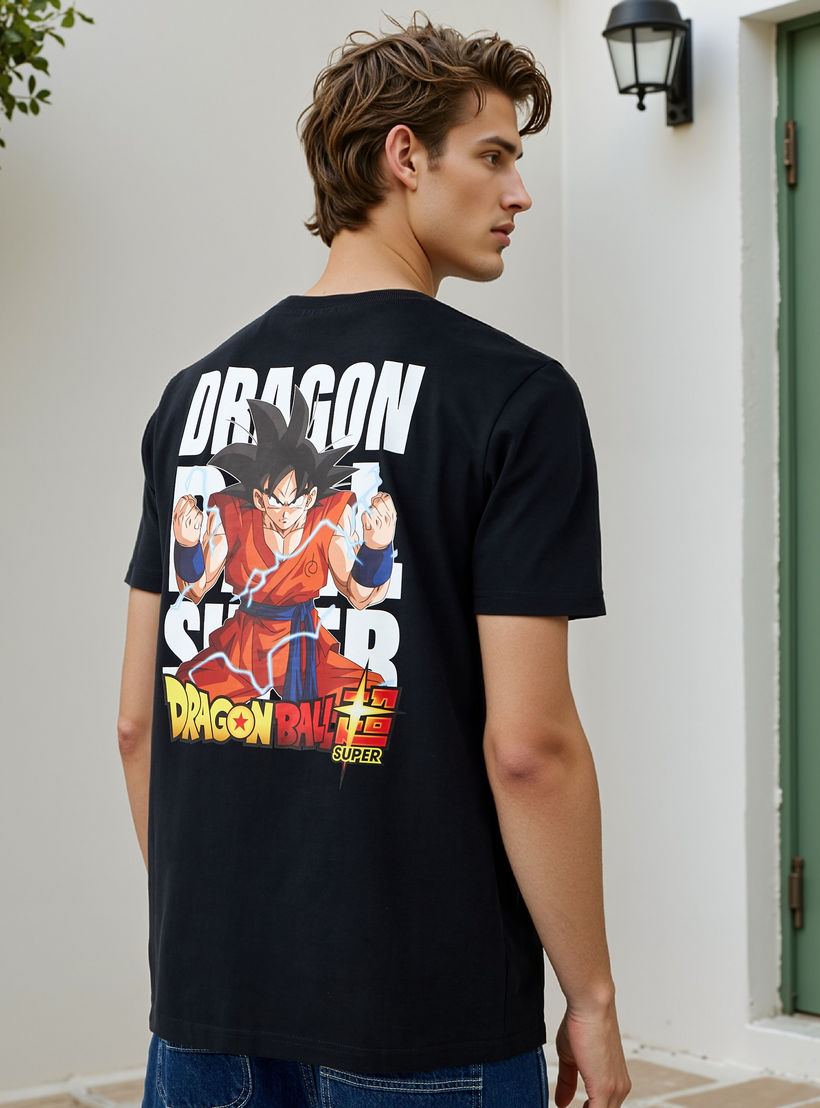 تيشيرت بياقة ضيقة وطبعات-men-clothing-tshirtsandpolos-tshirts-image-1