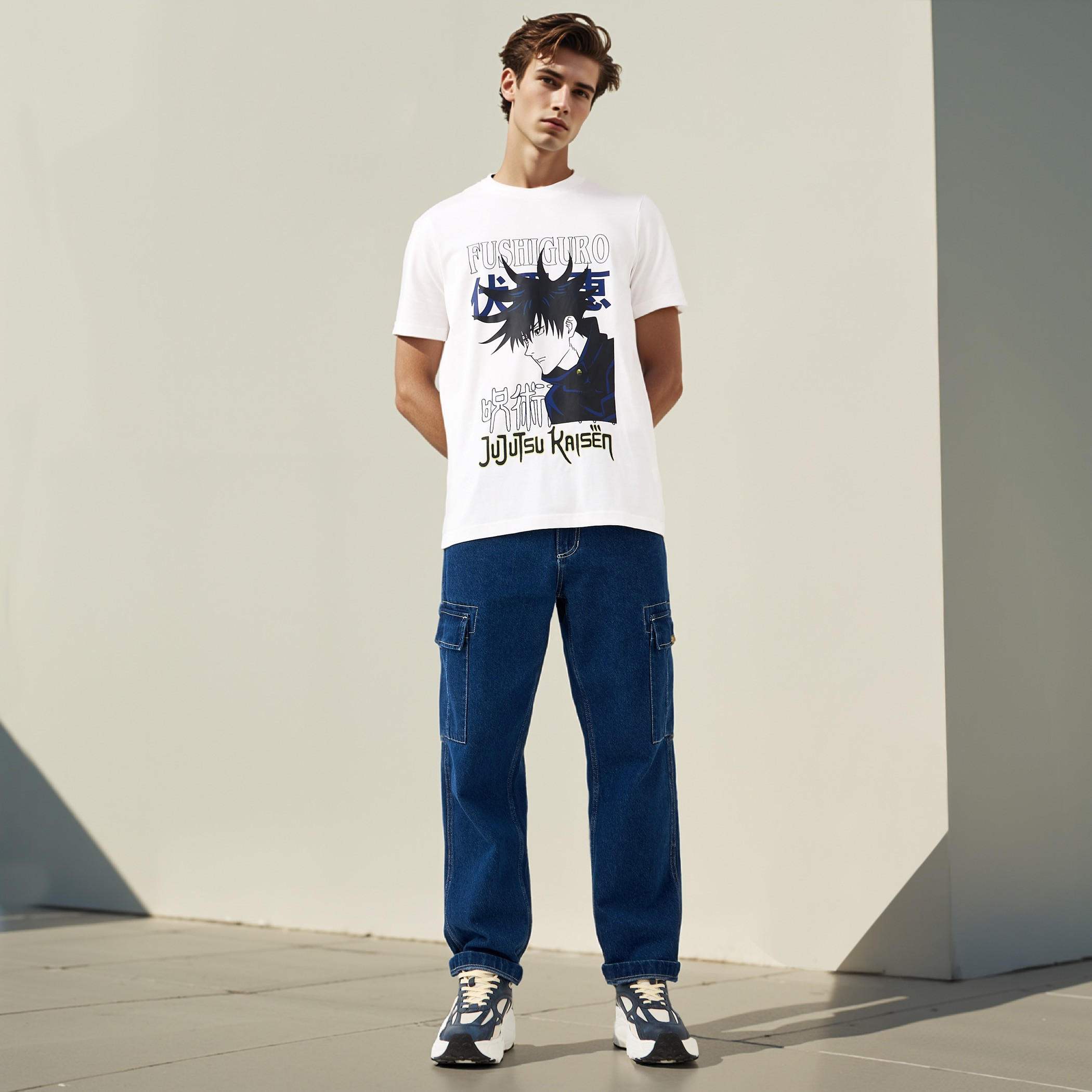 تيشيرت بياقة ضيقة وطبعات-men-clothing-tshirtsandpolos-tshirts-image-2