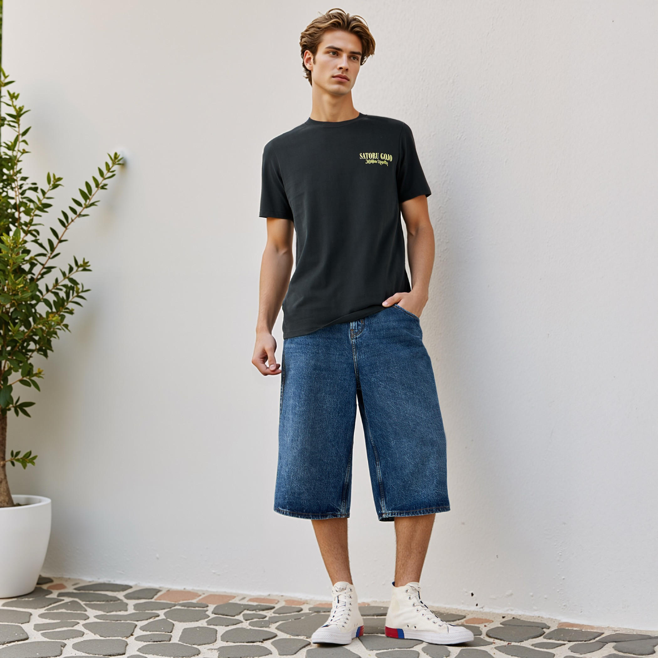 تيشيرت بياقة ضيقة وطبعات ساتورو غوجو-men-clothing-tshirtsandpolos-tshirts-image-2