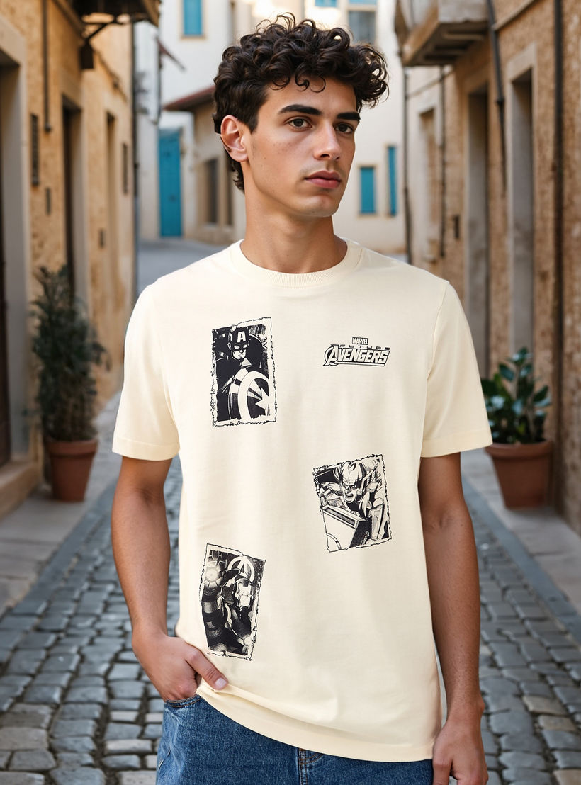 Avengers Print T-shirt with Crew Neck-men-clothing-tshirtsandpolos-tshirts-image-1