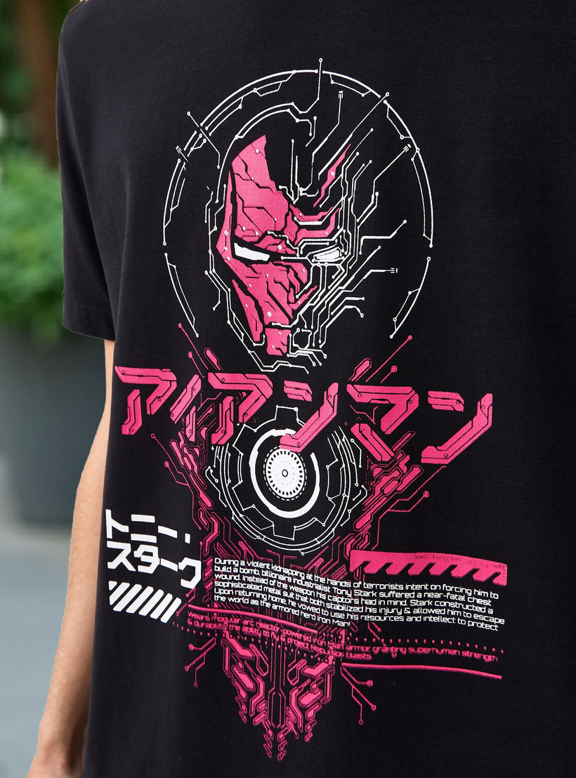 تيشيرت بياقة ضيقة وطبعات آيرون مان-men-clothing-tshirtsandpolos-tshirts-image-4