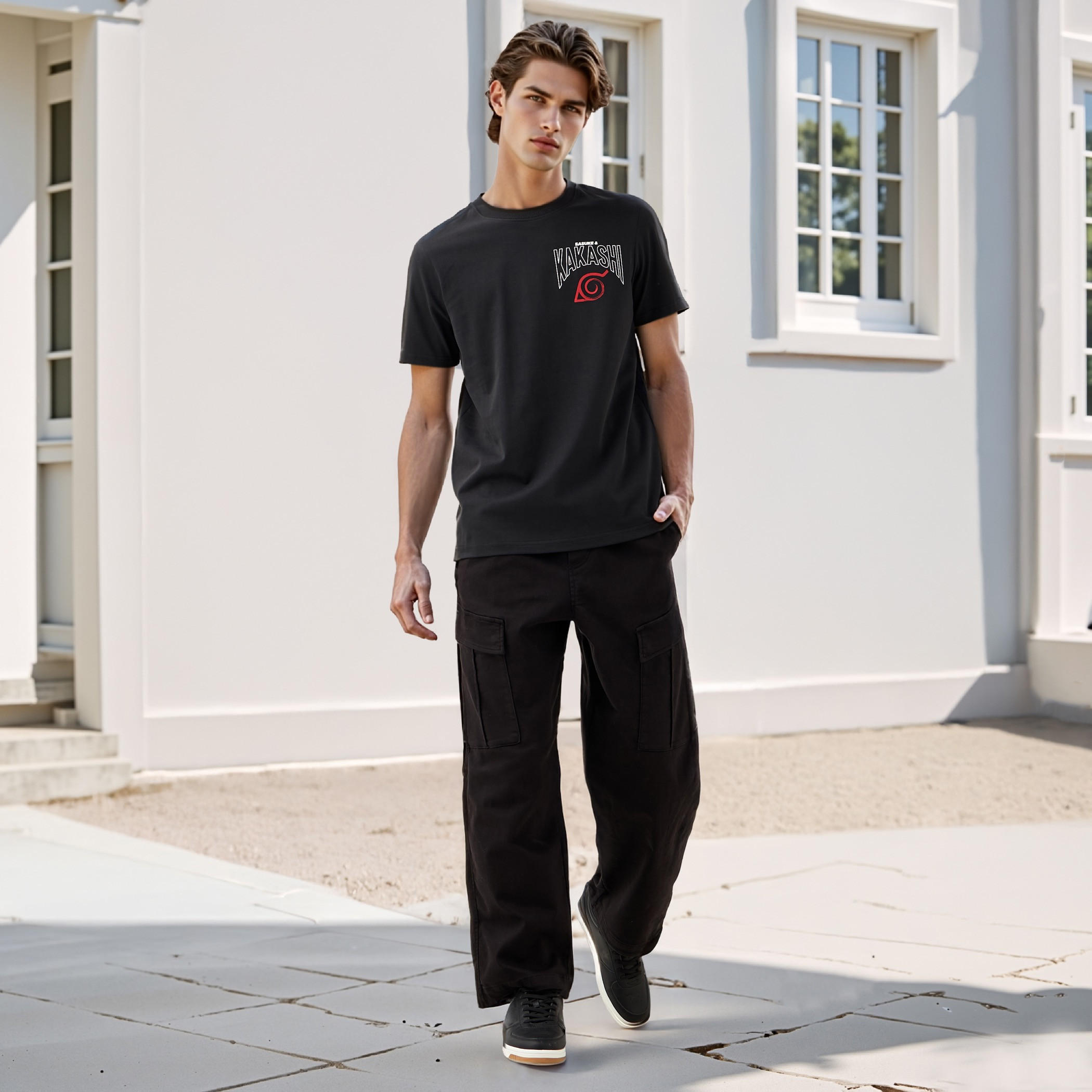 تيشيرت بياقة ضيقة وطبعات كاكاشي-men-clothing-tshirtsandpolos-tshirts-image-2
