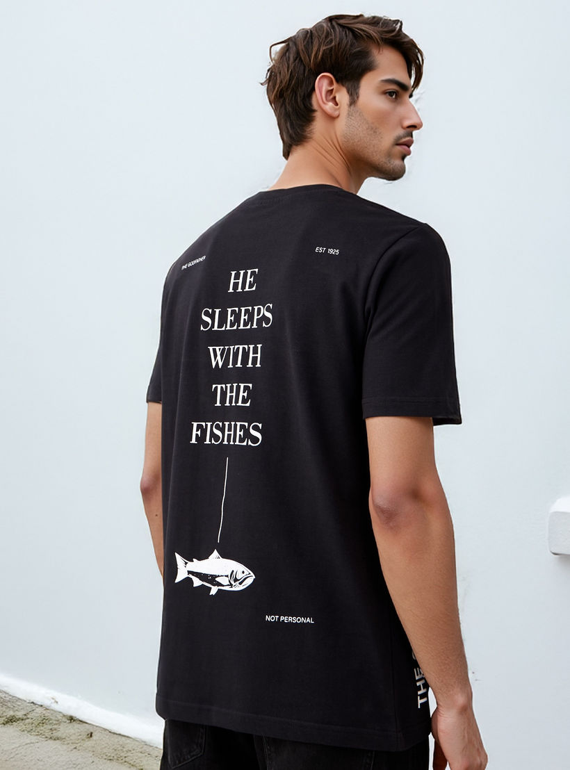 تيشيرت بطبعات ذا جود فاذر-men-clothing-tshirtsandpolos-tshirts-image-5