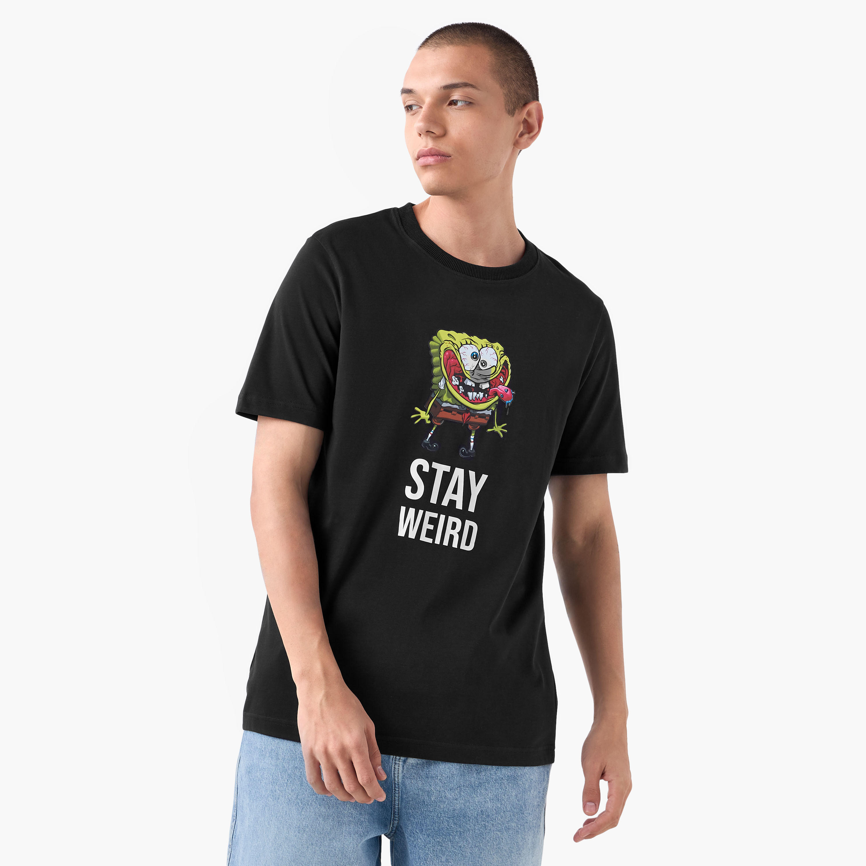 تيشيرت بياقة ضيقة وطبعات-men-clothing-tshirtsandpolos-tshirts-image-5