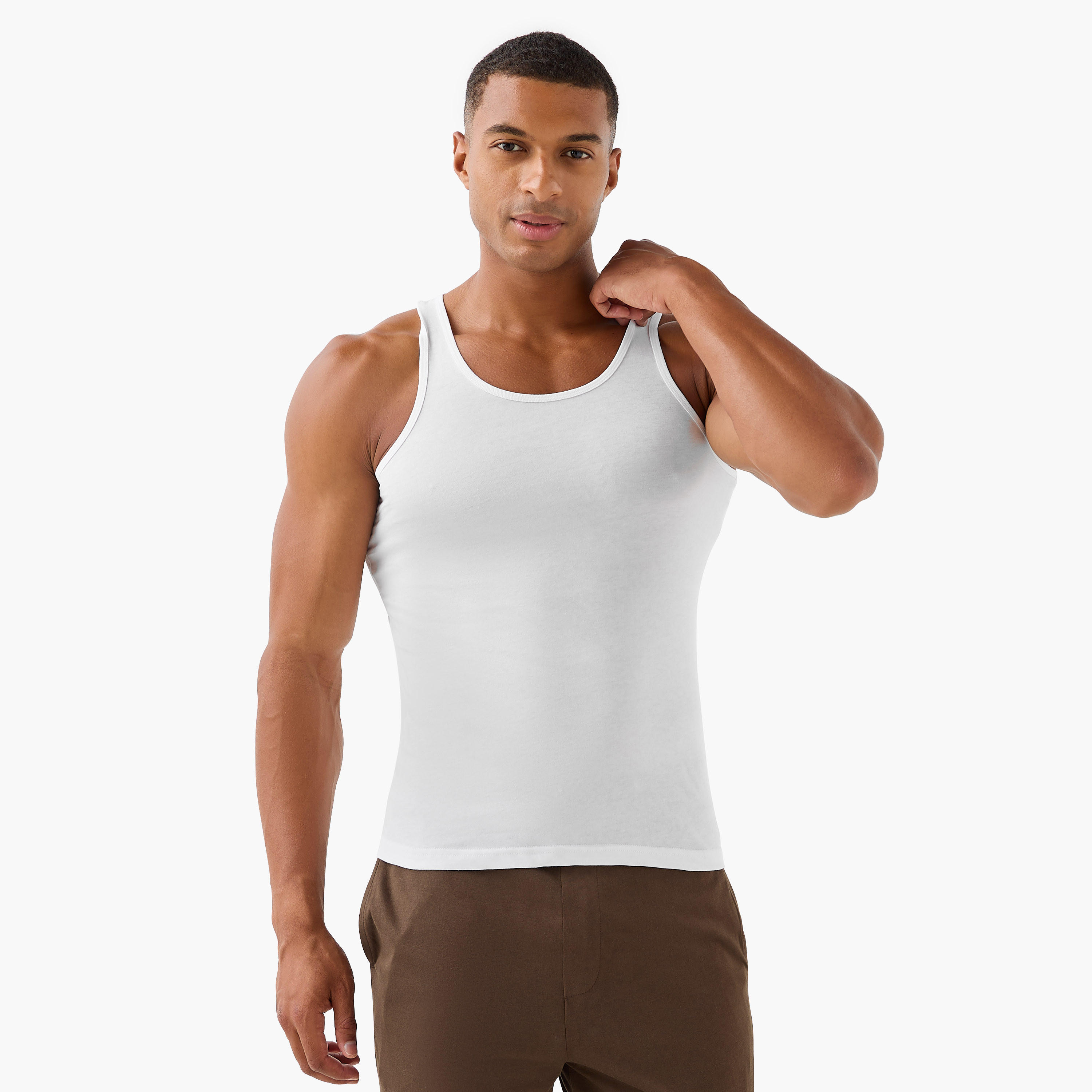 فيستات قطن للرجال - عبوة 3 قطع-men-clothing-innerwear-vests-image-2