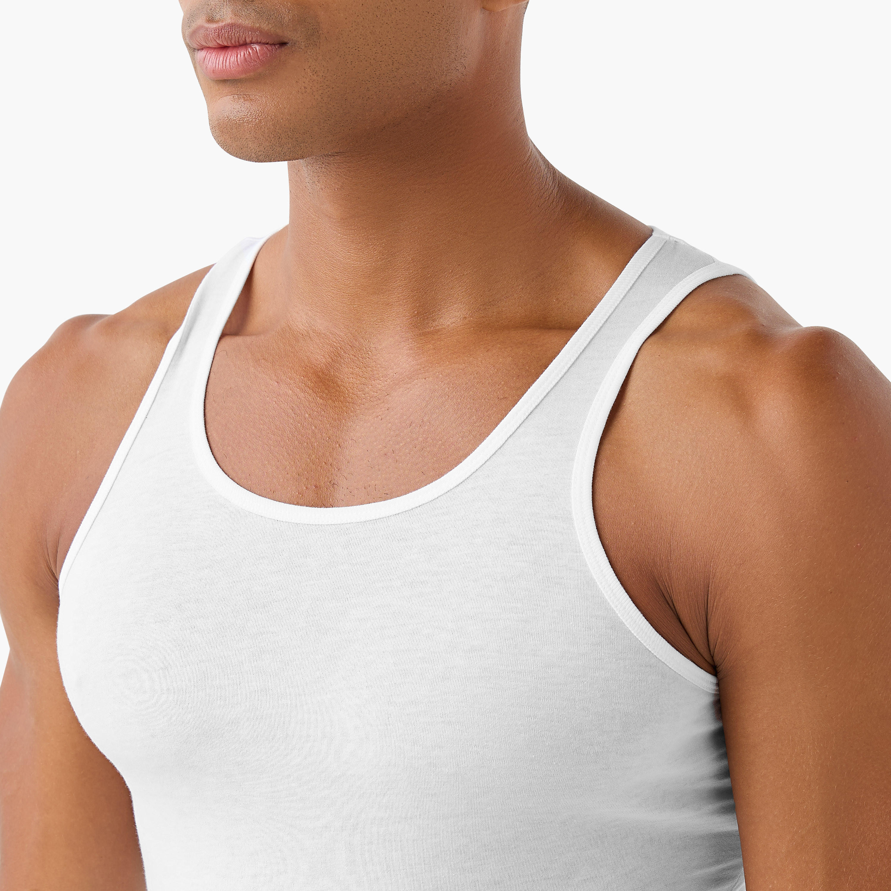 فيستات قطن للرجال - عبوة 3 قطع-men-clothing-innerwear-vests-image-6
