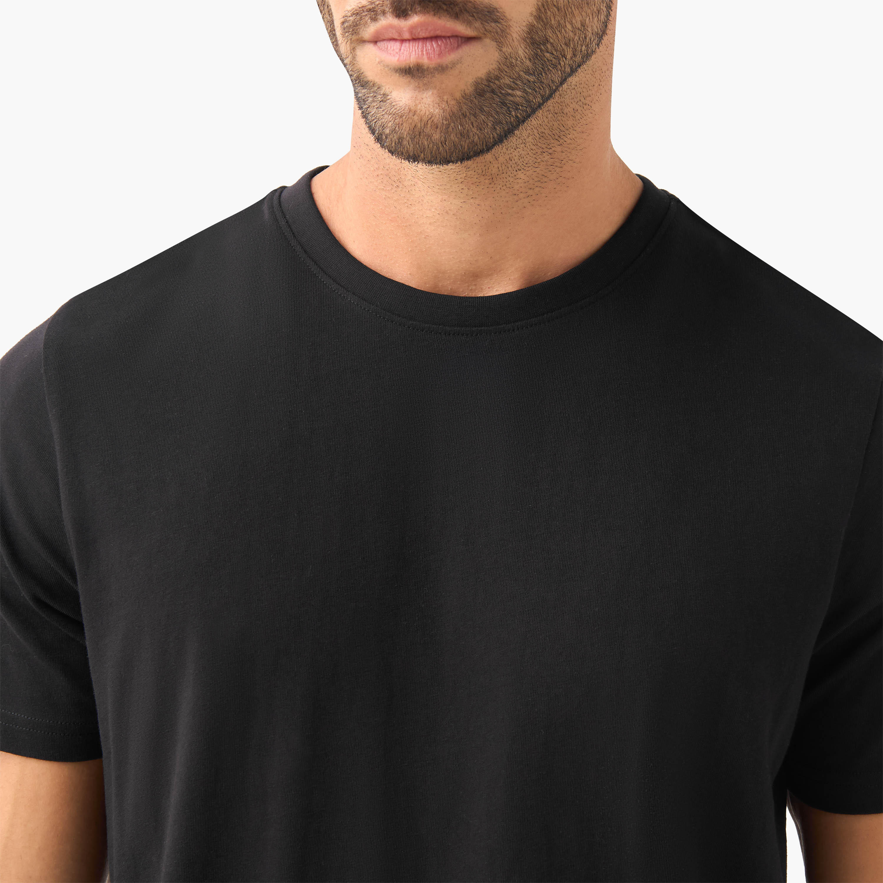 تيشيرت بقصة عادية وياقة ضيقة - طقم من 2-men-clothing-tshirtsandpolos-tshirts-image-5