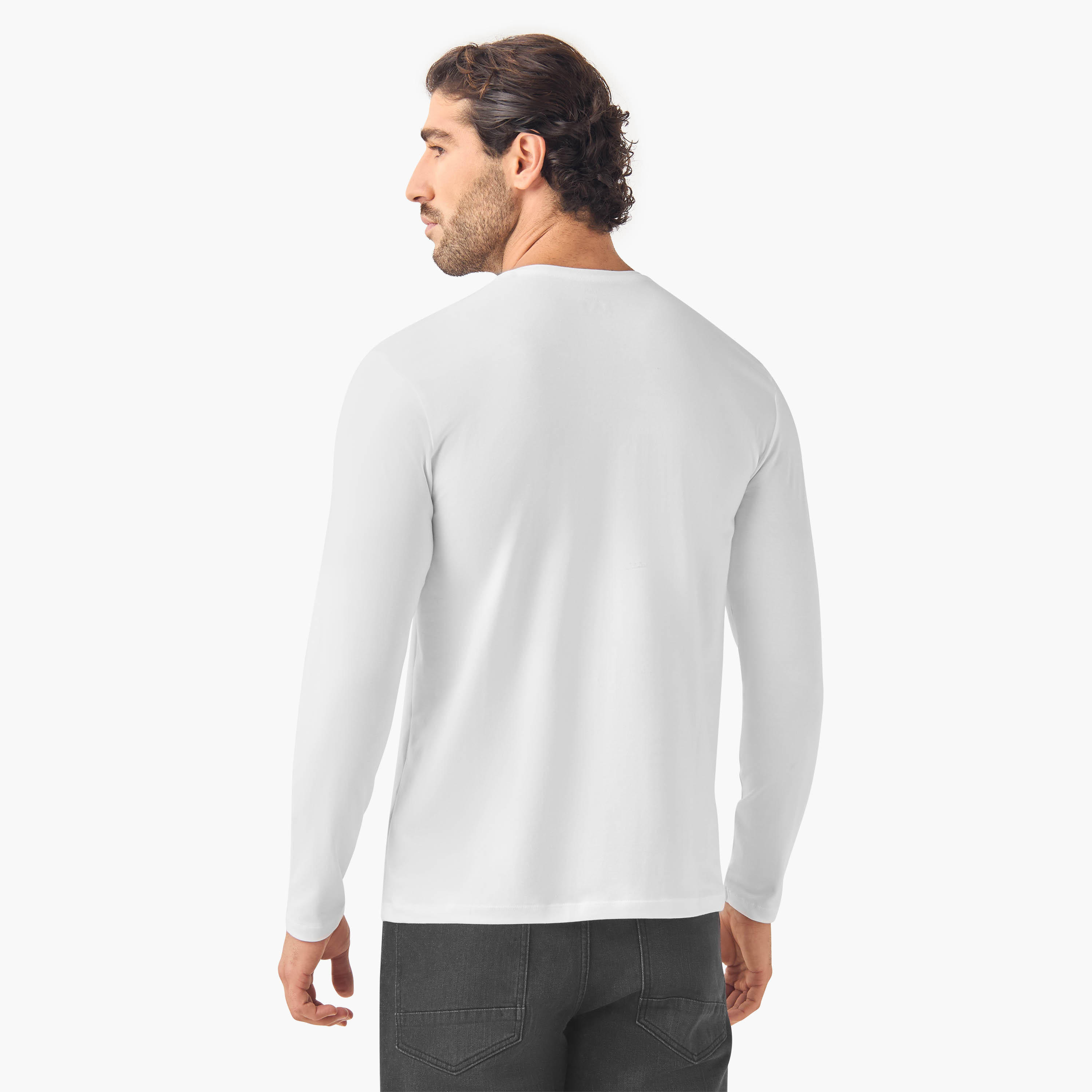 تيشيرت بقصة سليم وياقة ضيقة - طقم ن 3-men-clothing-tshirtsandpolos-tshirts-image-5