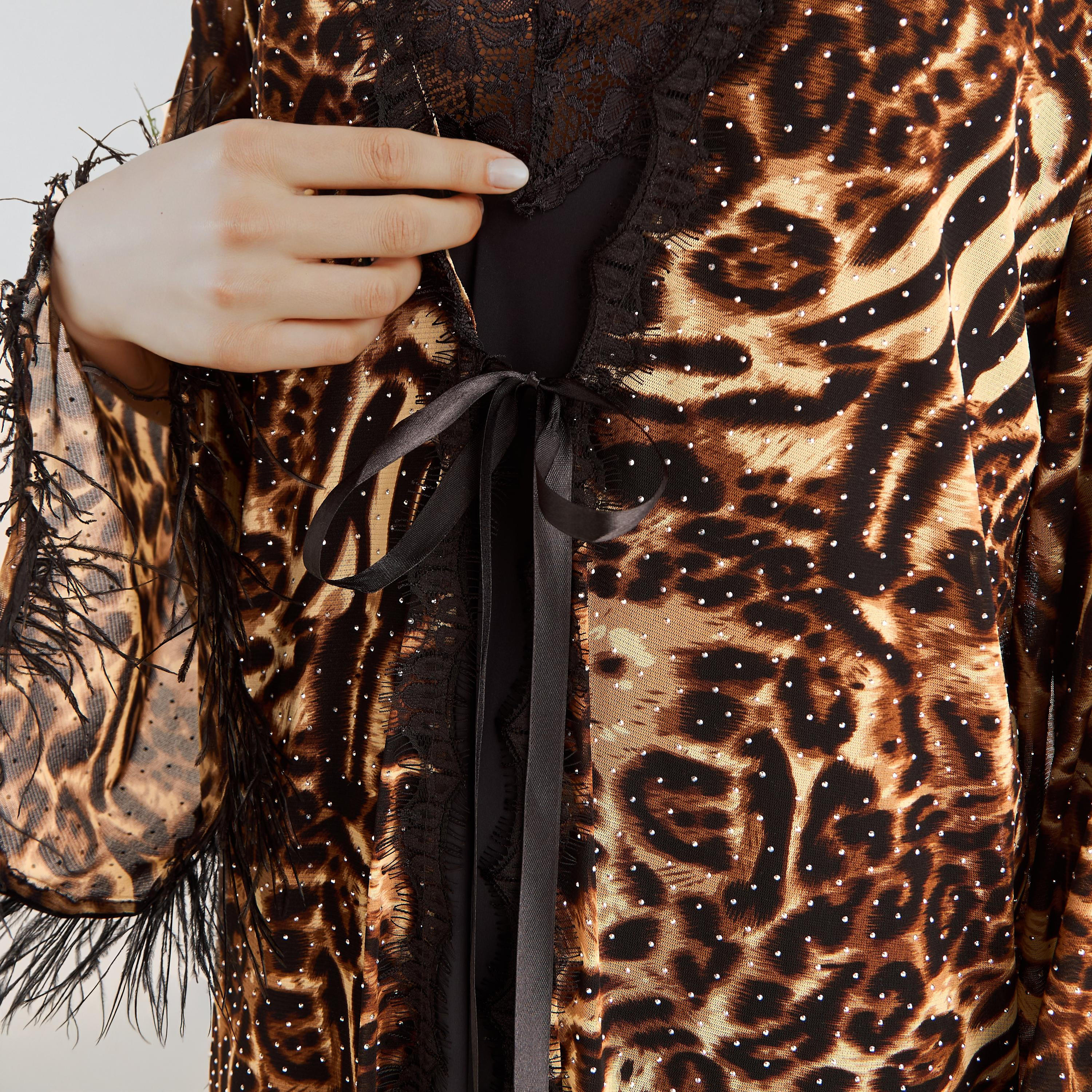 ثوب نوم بتفاصيل دانتيل مع روب وسروال داخلي ثونج-women-clothing-nightwear-robes-image-5