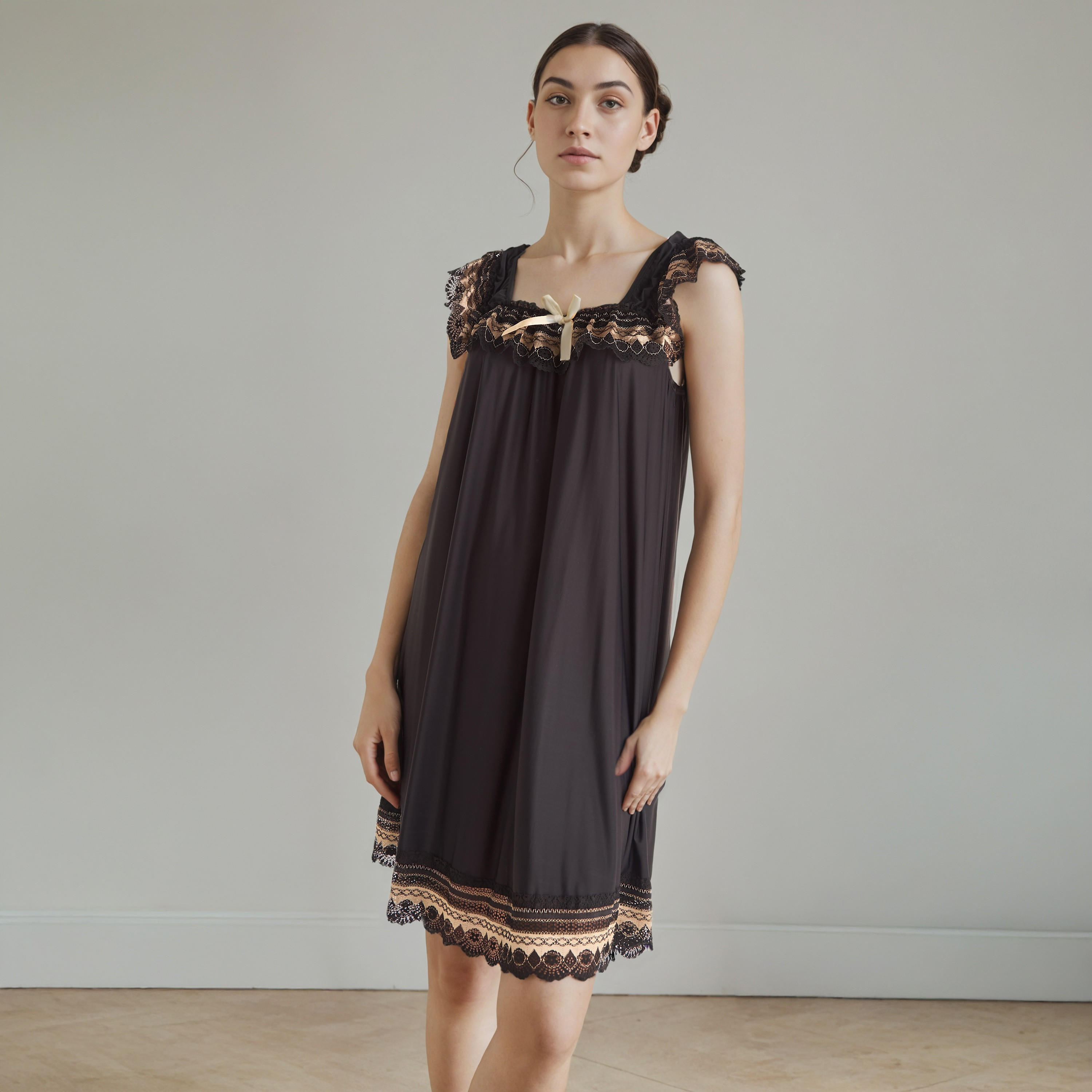 فستان نوم للعروس بحواف دانتيل مع سروال داخلي ثونج-women-clothing-nightwear-robes-image-5