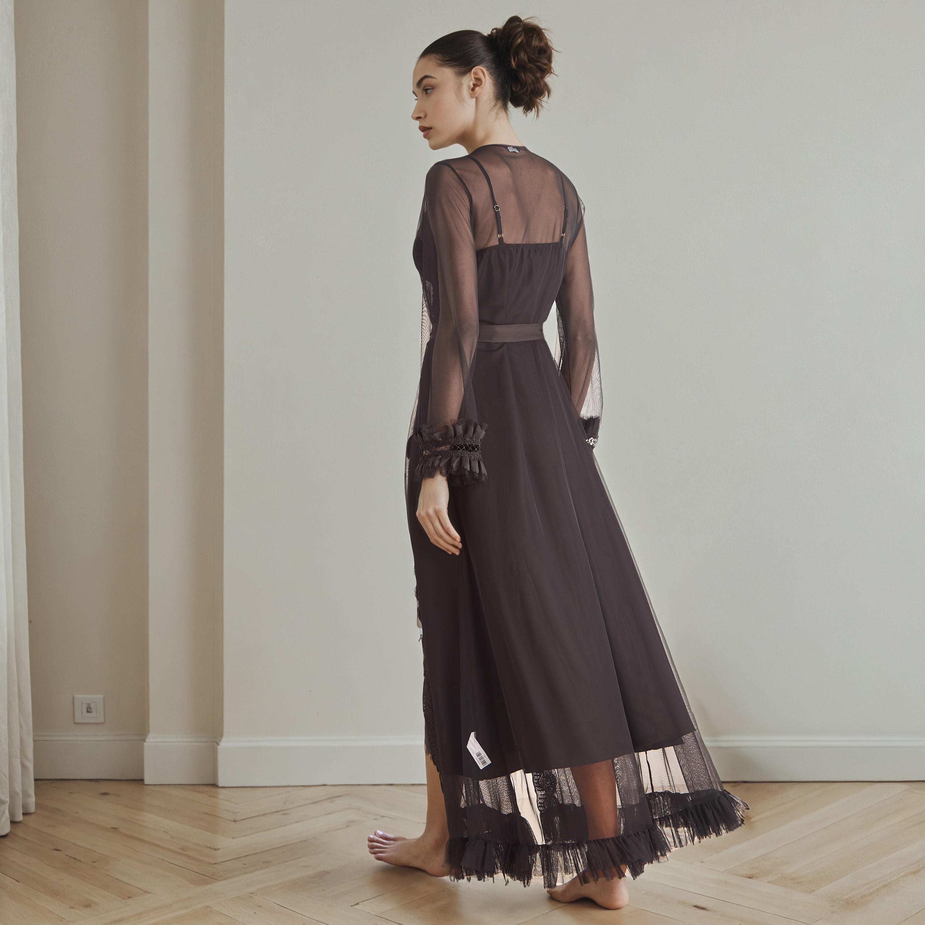قميص نوم بقصة دانتيل للعرائس مع روب بحزام-women-clothing-nightwear-robes-image-3