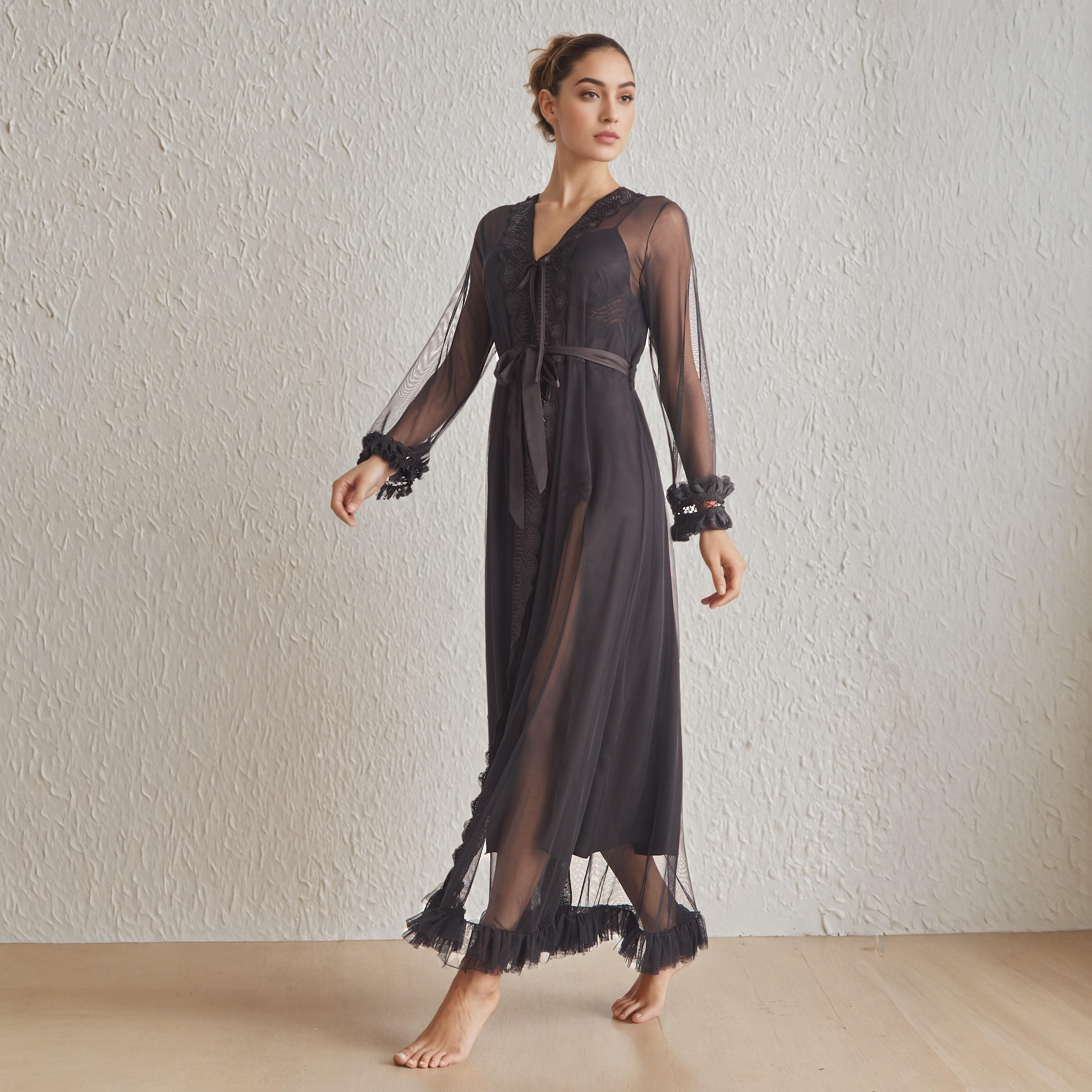 قميص نوم بقصة دانتيل للعرائس مع روب بحزام-women-clothing-nightwear-robes-image-8