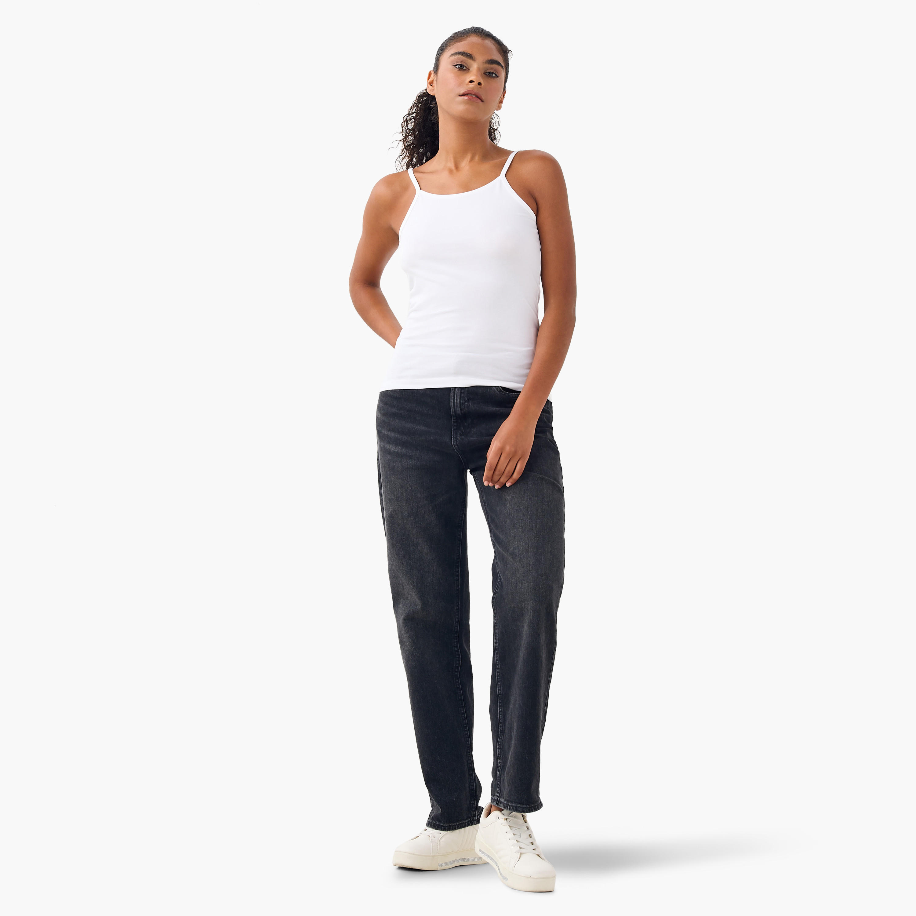 بلوزة كامي سادة بياقة عميقة وأحزمة كتف رفيعة - طقم من 2-women-clothing-lingerie-camisoles-image-2