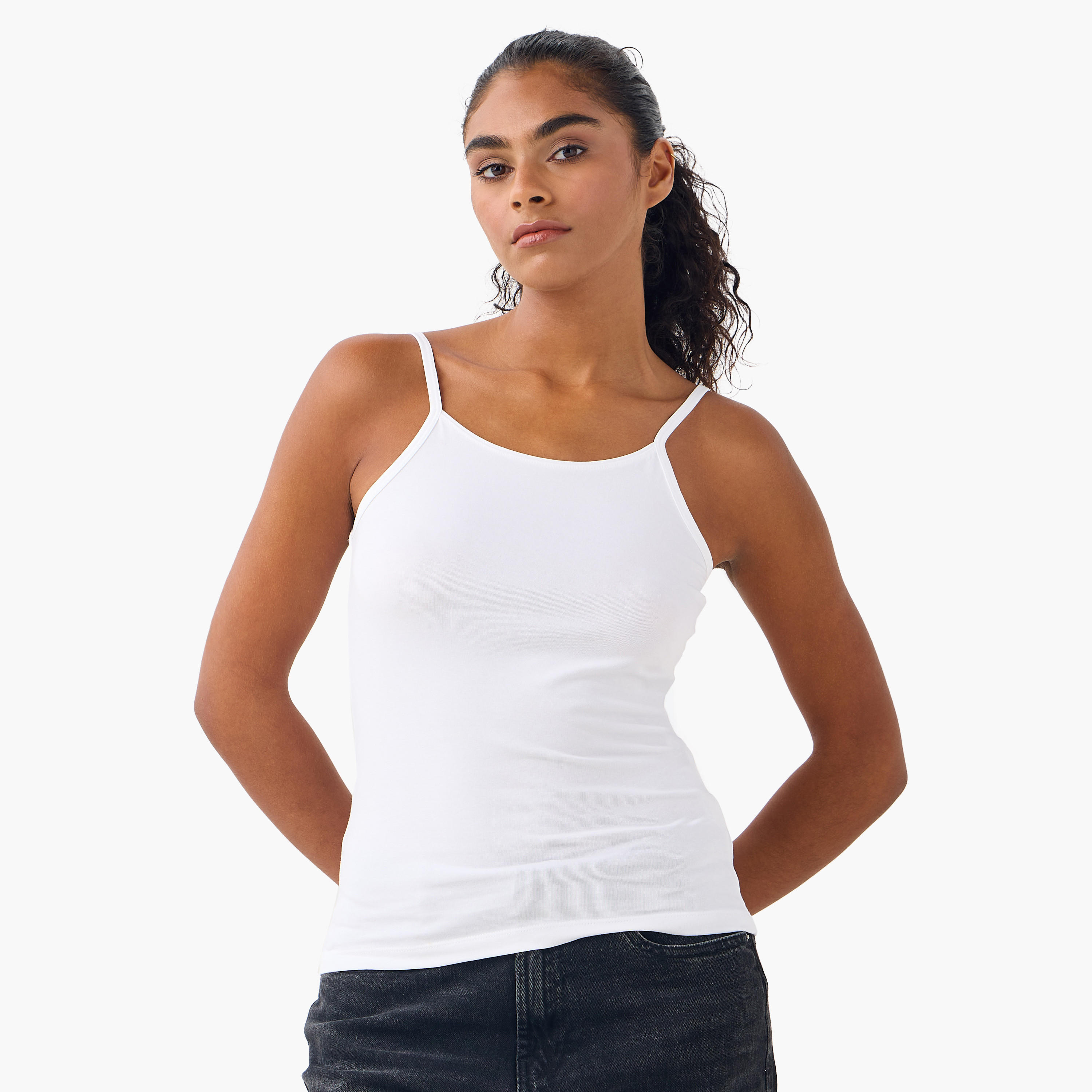 بلوزة كامي سادة بياقة عميقة وأحزمة كتف رفيعة - طقم من 2-women-clothing-lingerie-camisoles-image-6