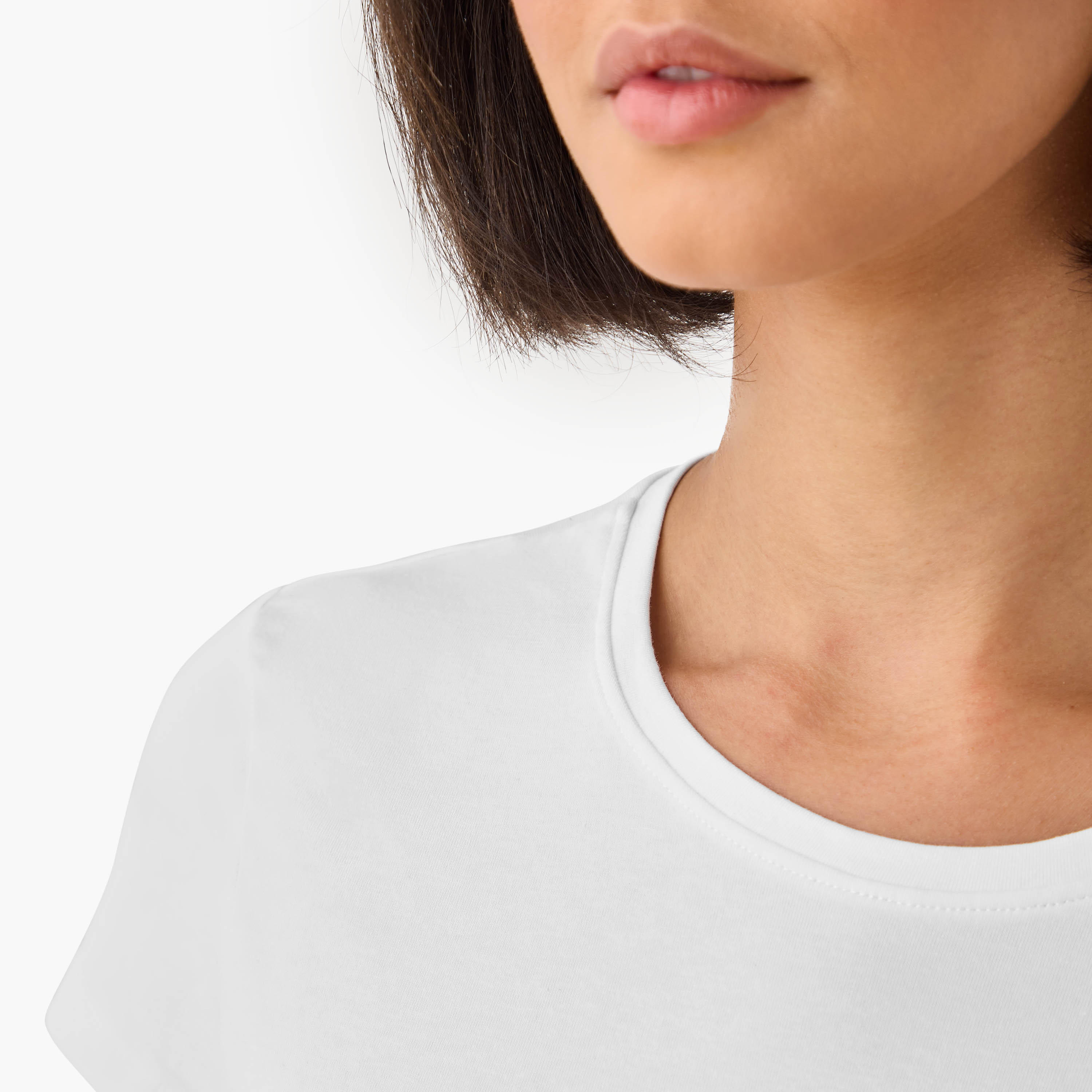 تيشيرت بياقة ضيقة وأكمام كاب - طقم من 2-women-clothing-tshirts-image-7