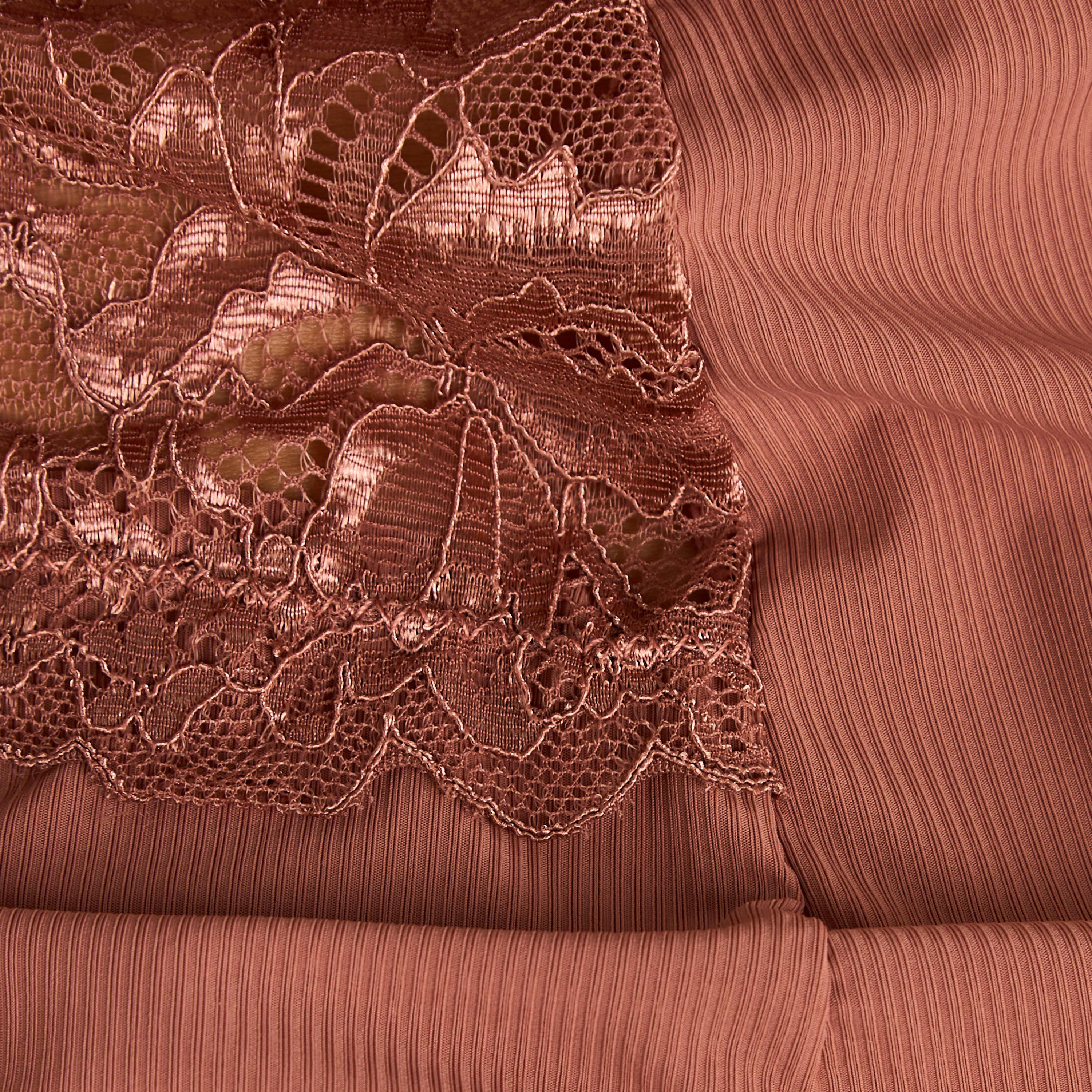 طقم بيبي دول بتفاصيل دانتيل-women-clothing-nightwear-robes-image-6