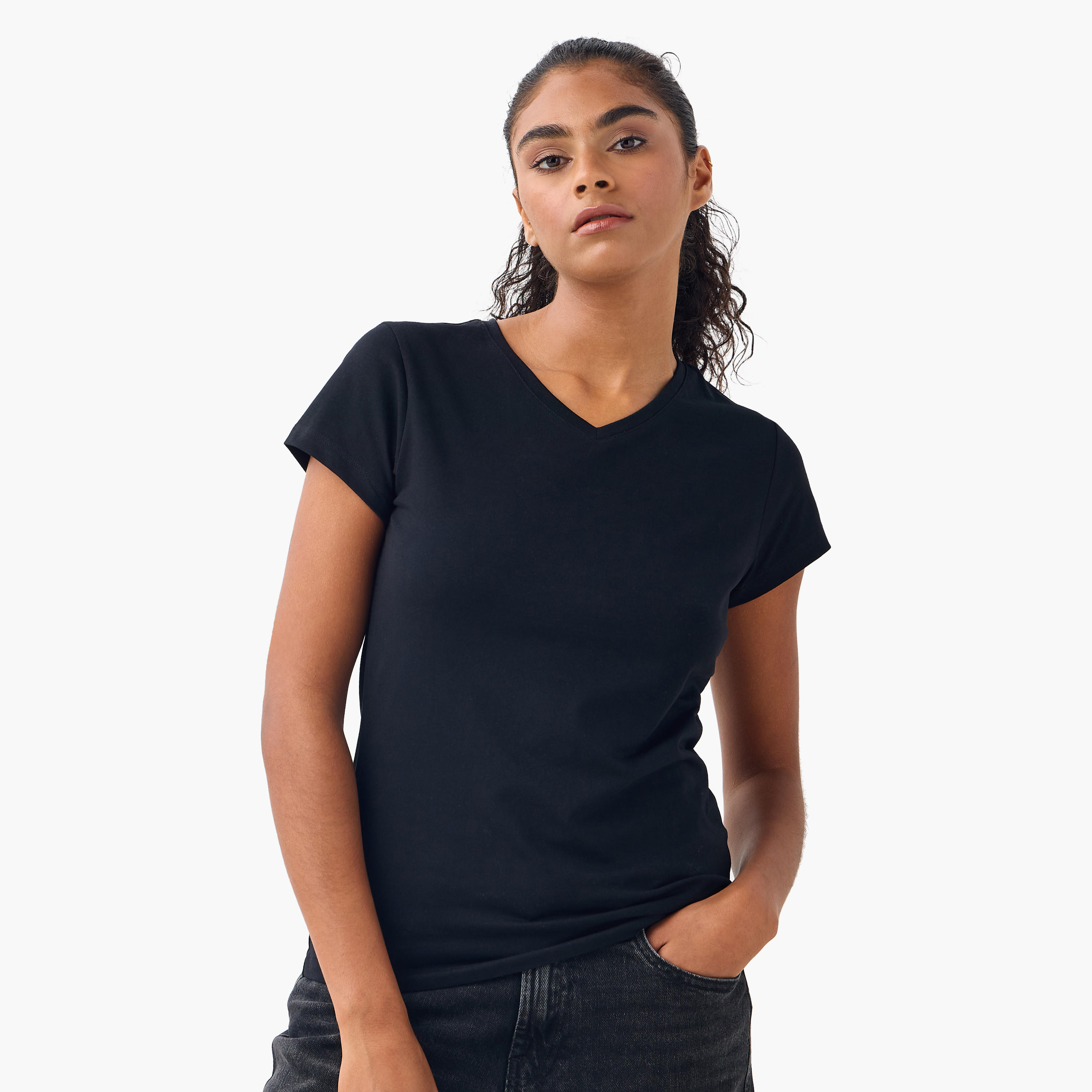 تيشيرت بياقة V وأكمام قصيرة - طقم من 2-women-clothing-tshirts-image-2