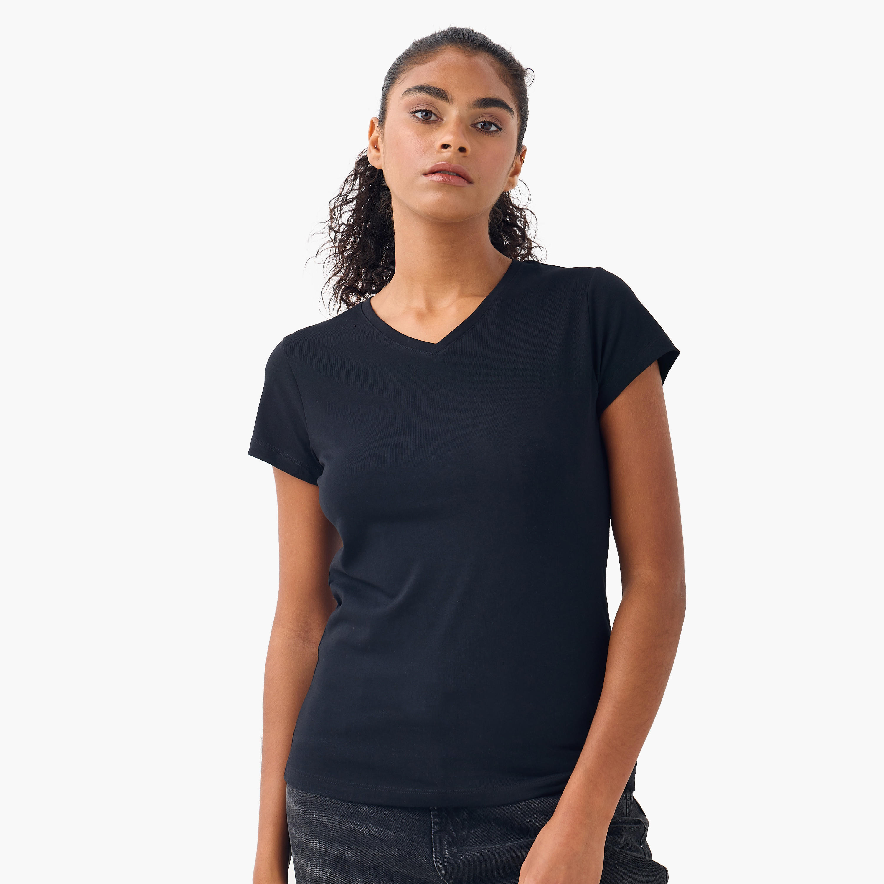 تيشيرت بياقة V وأكمام قصيرة - طقم من 2-women-clothing-tshirts-image-3