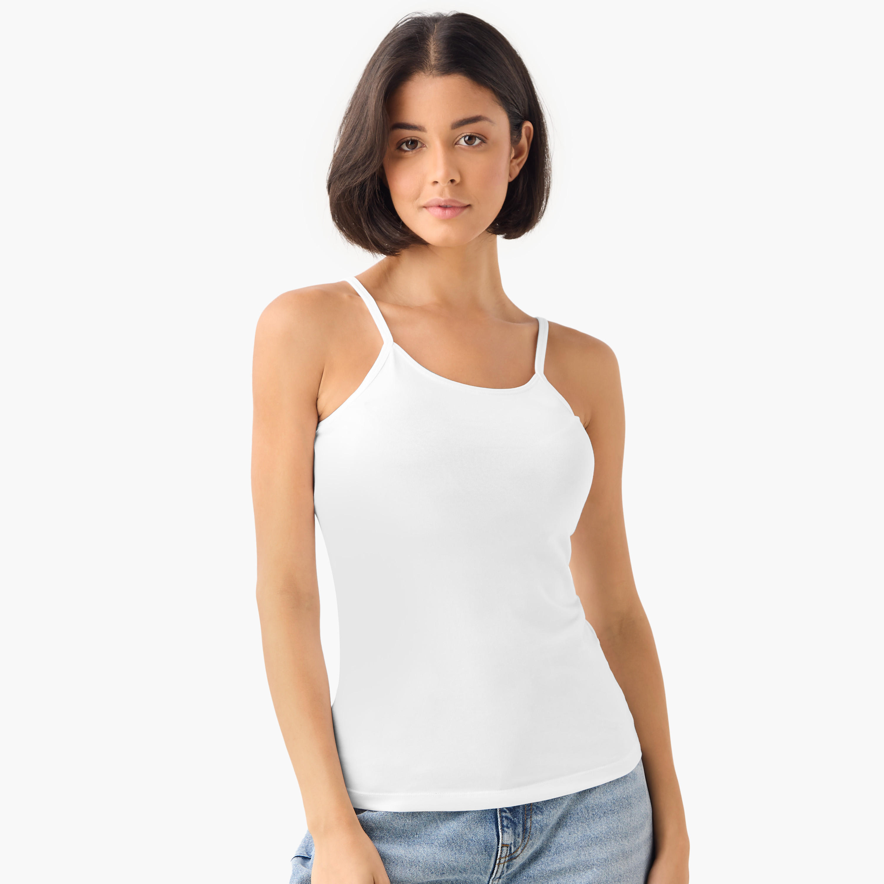 بلوزة كامي بياقة عميقة وحمّالات رفيعة من سبلاش بيزيكس - طقم من 3 قطع-women-clothing-tshirts-image-3