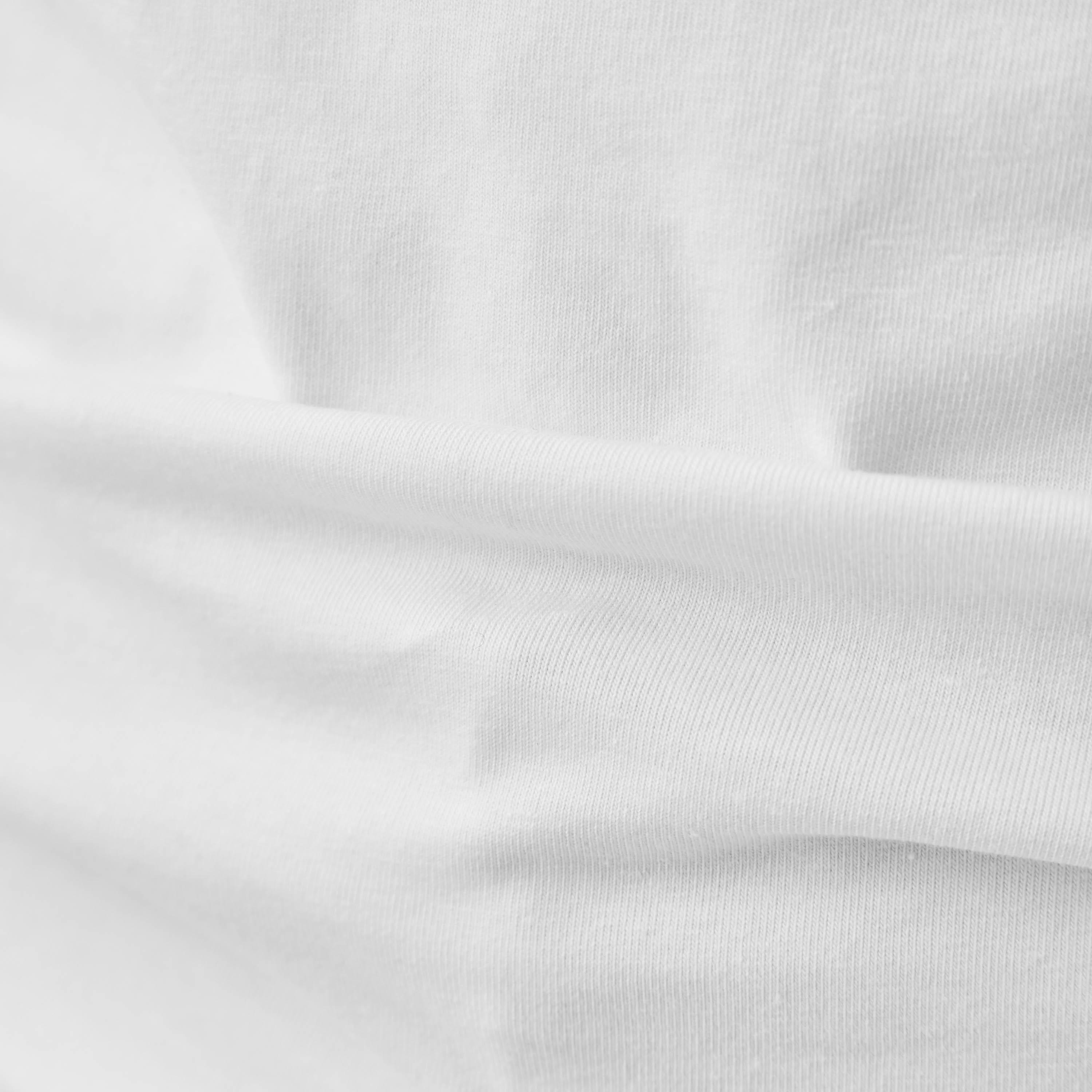بلوزة كامي بياقة عميقة وحمّالات رفيعة من سبلاش بيزيكس - طقم من 3 قطع-women-clothing-tshirts-image-8