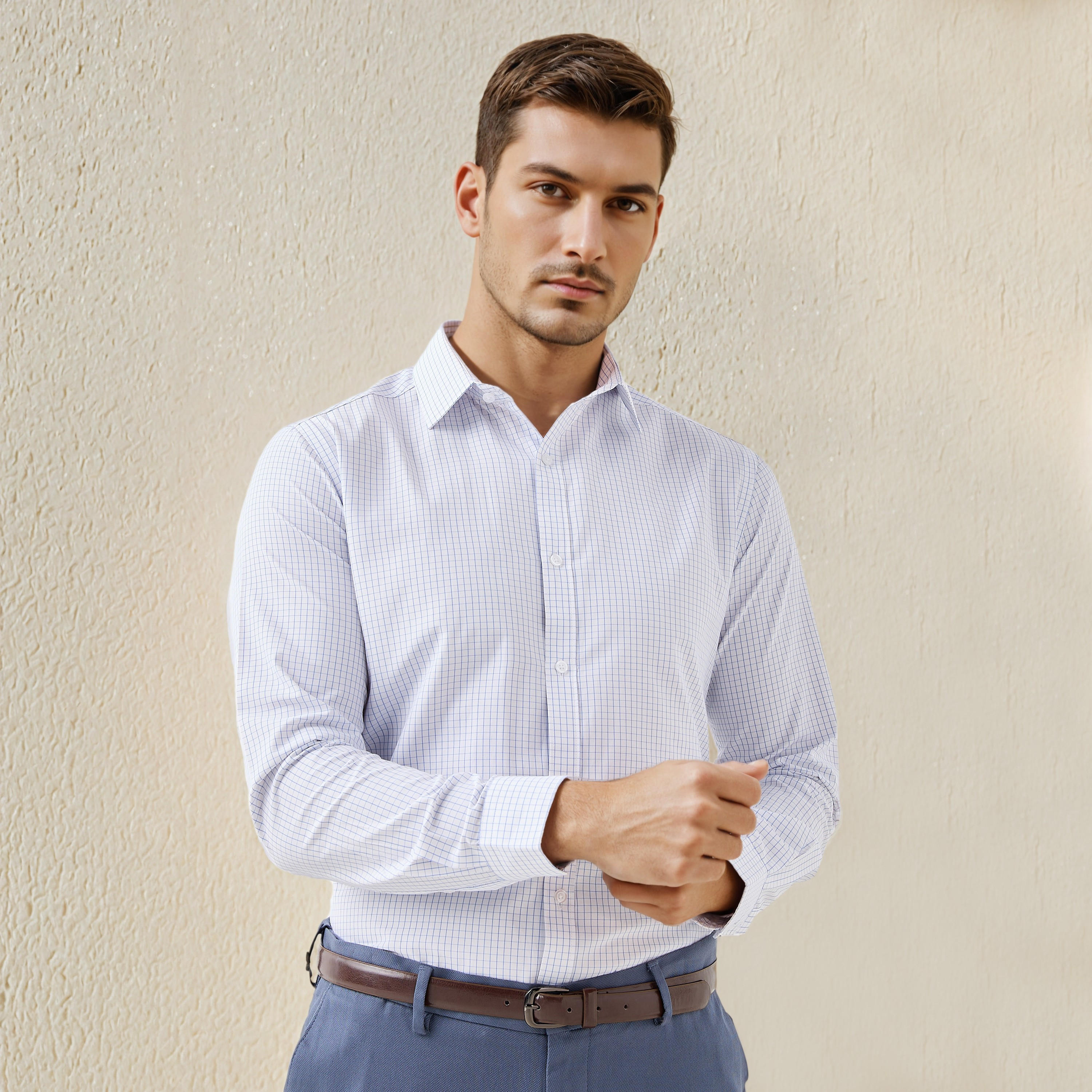 قميص كاروهات بقصة عادية وياقة وأكمام قصيرة-men-clothing-shirts-image-5
