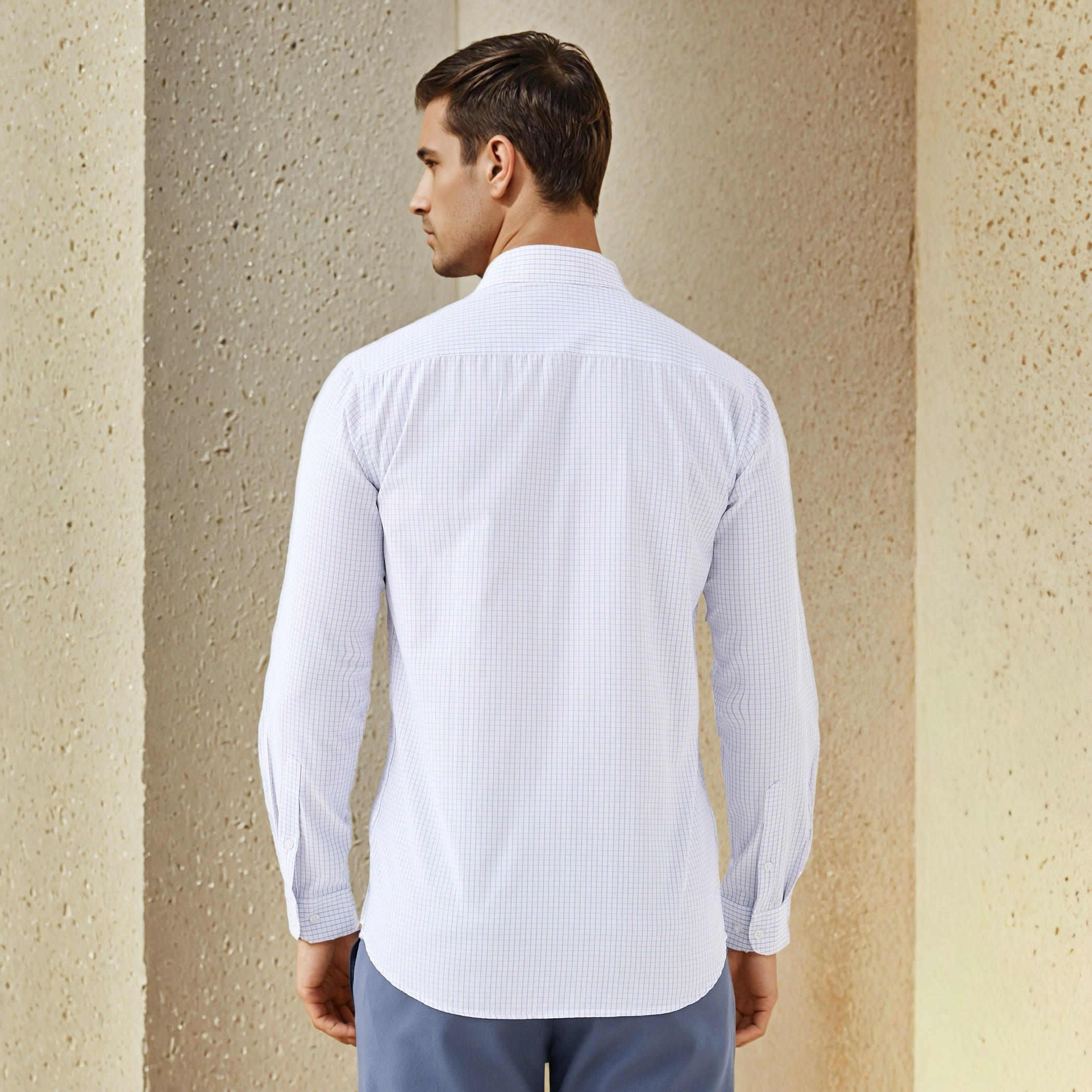 قميص كاروهات بقصة عادية وياقة وأكمام قصيرة-men-clothing-shirts-image-3
