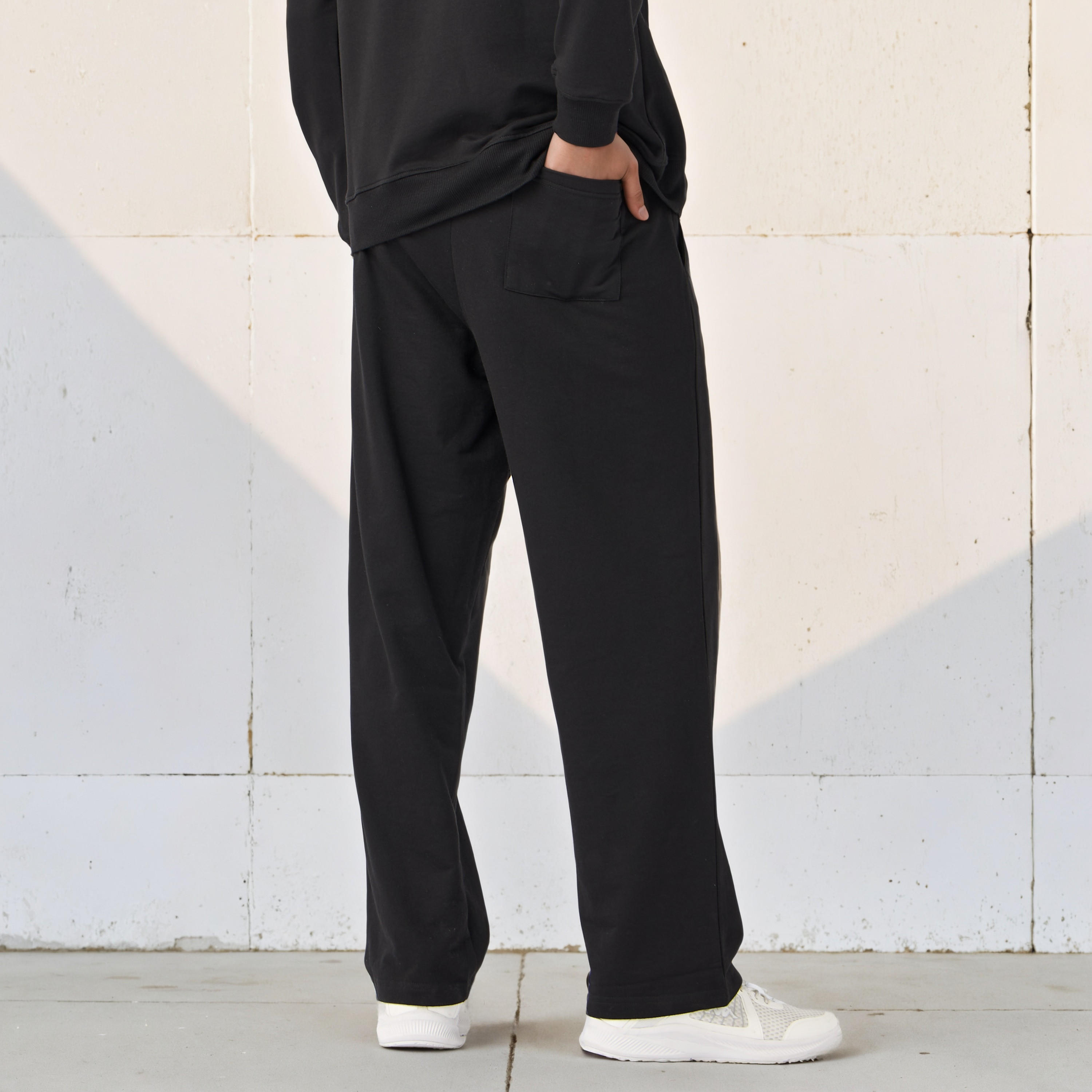 Kappa Relaxed Fit Track Pants-men-clothing-sportswearandactivewear-bottoms-joggers-image-3