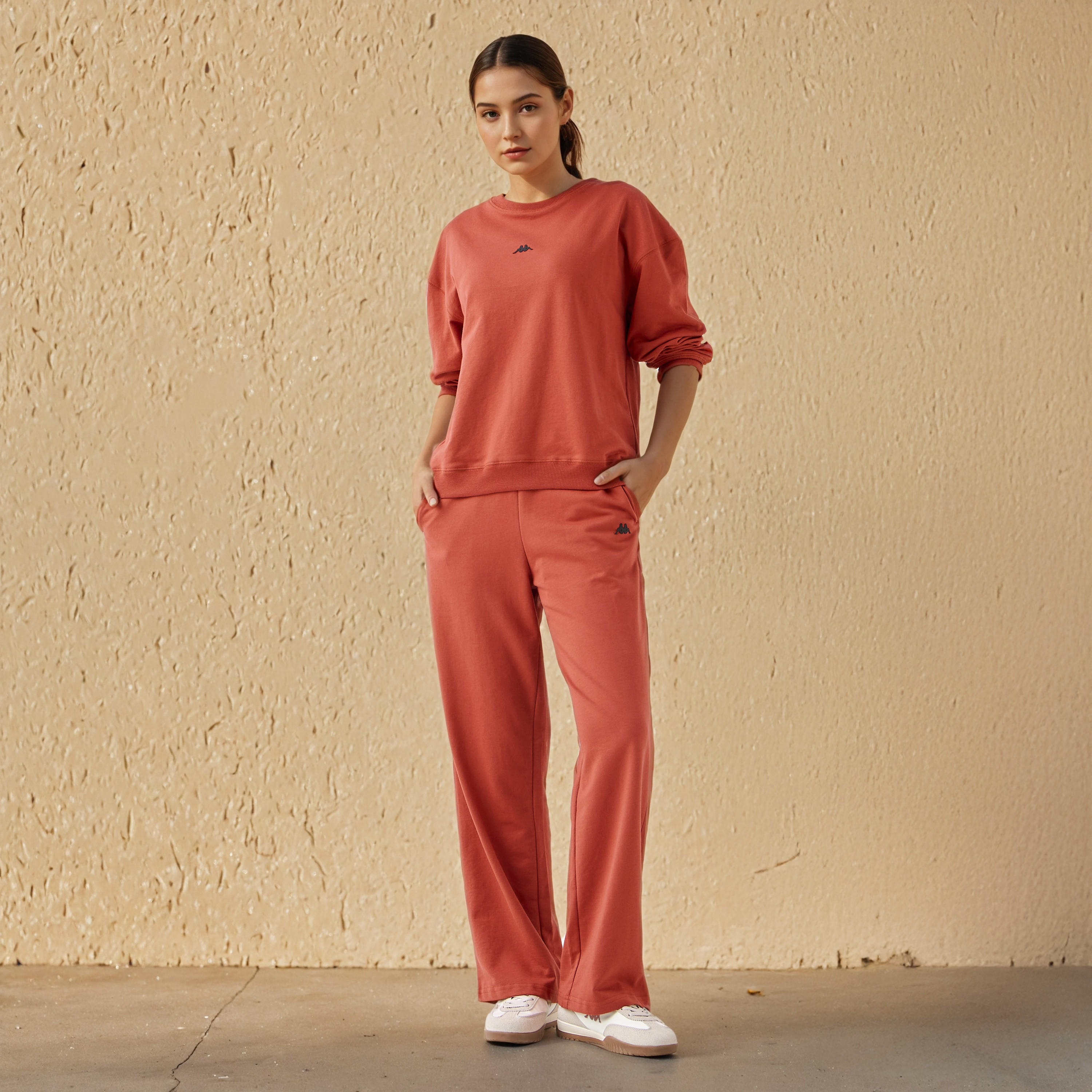 بنطلون رياضي بقصّة مريحة من كابا-women-clothing-bottoms-joggers-image-3