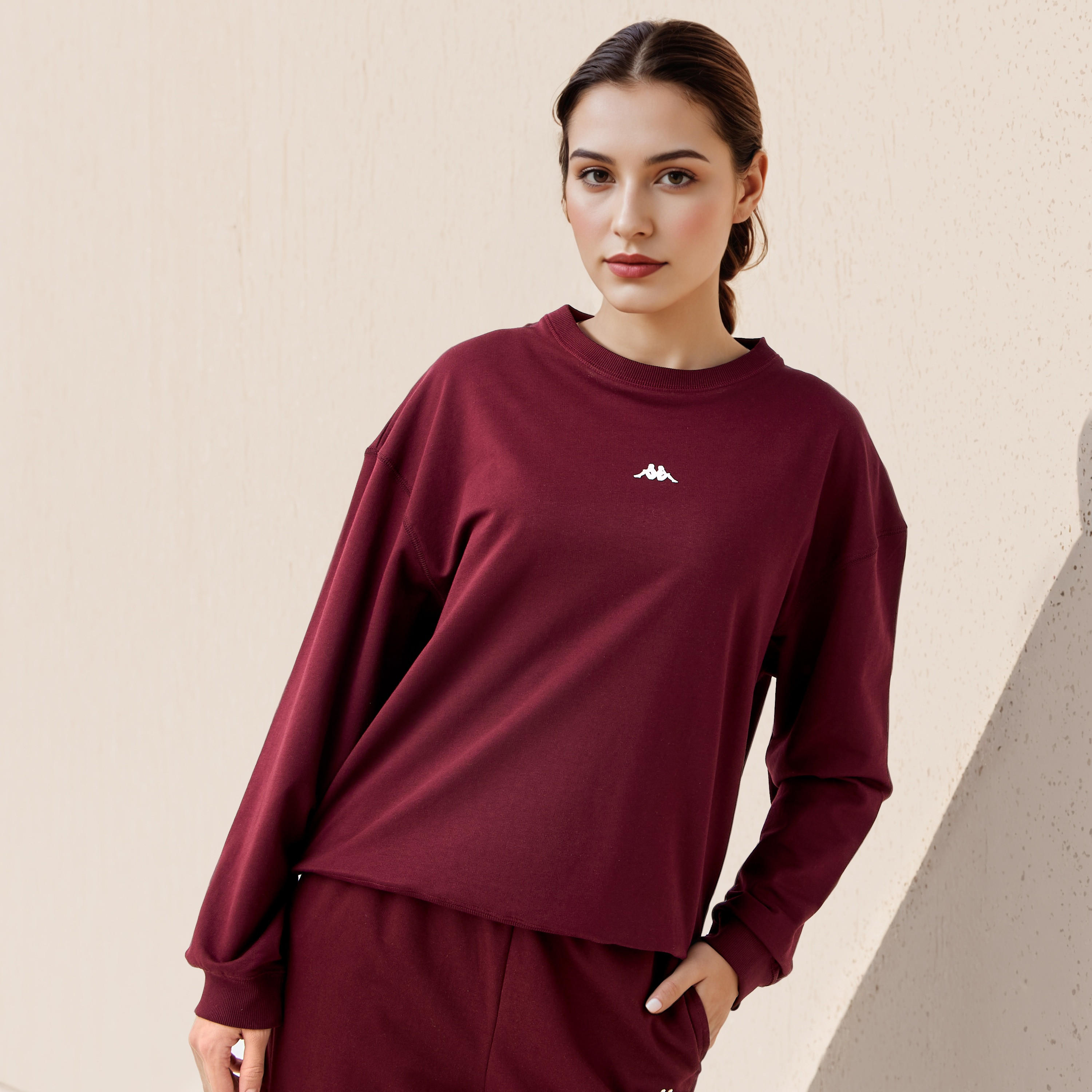 Kappa Relaxed Fit Sweatshirt-women-clothing-sportswearandactivewear-hoodiesandsweatshirts-image-1