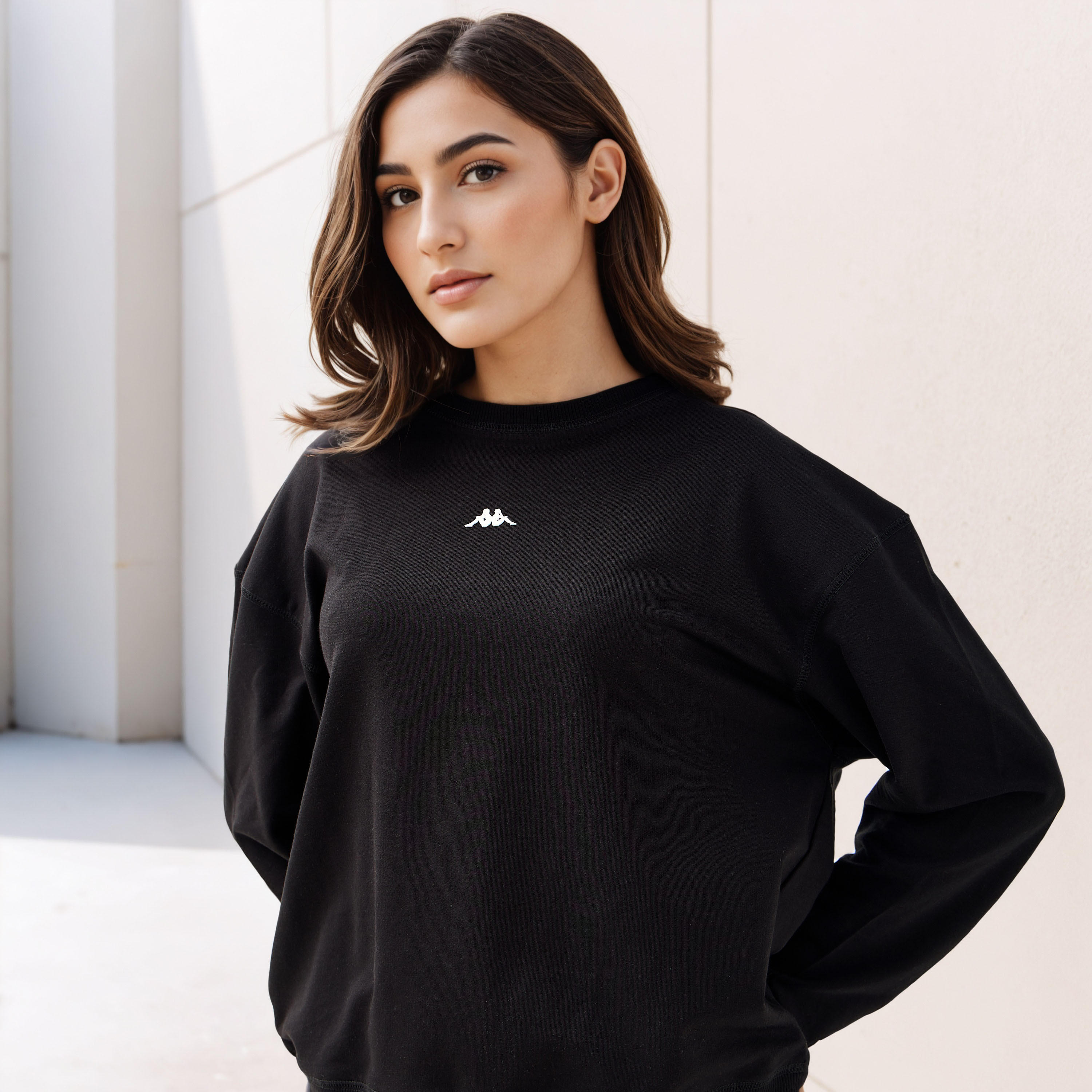Kappa Relaxed Fit Sweatshirt-women-clothing-sportswearandactivewear-hoodiesandsweatshirts-image-4