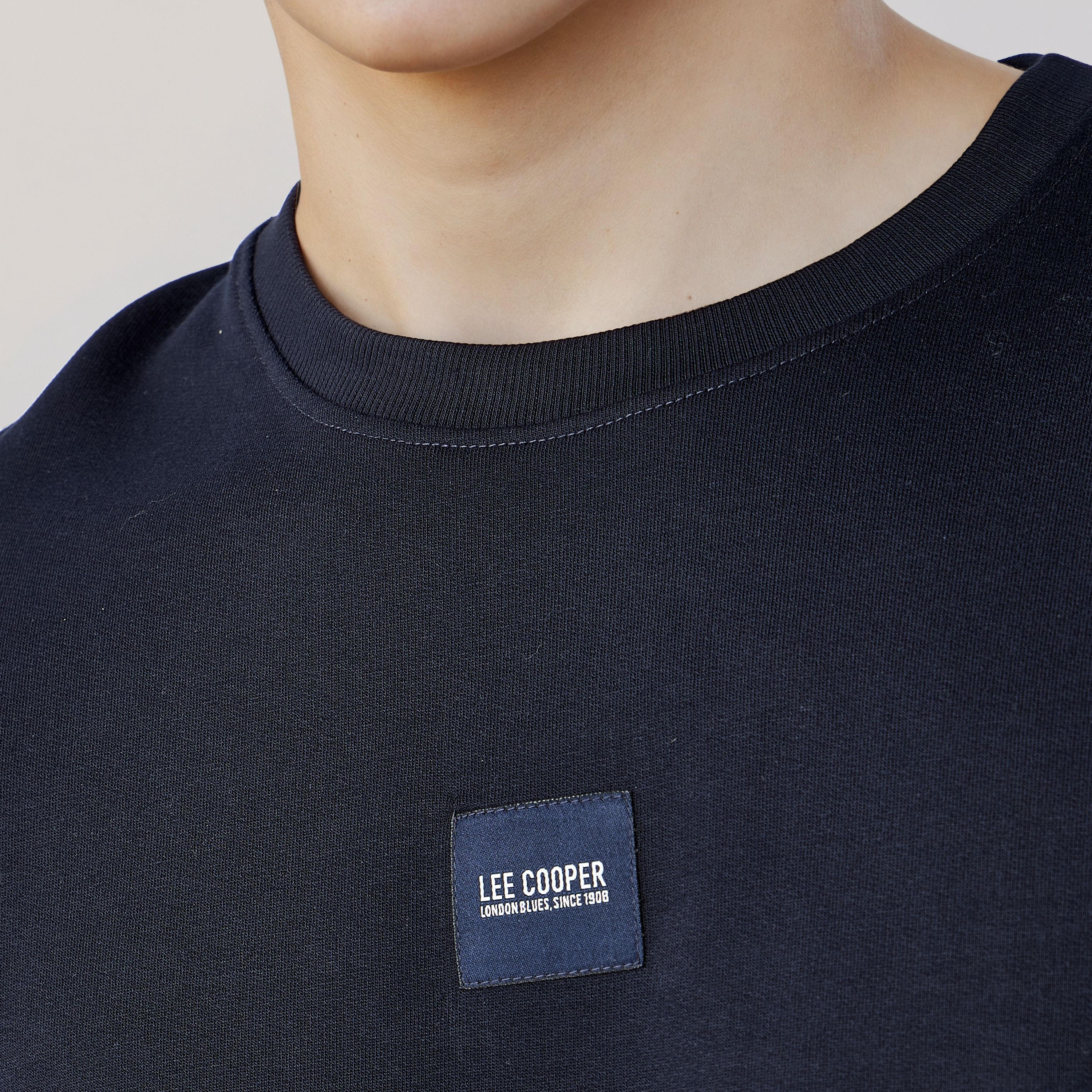 سويت شيرت بقصة عادية من لي كوبر-men-winterwear-hoodiesandsweatshirts-image-5