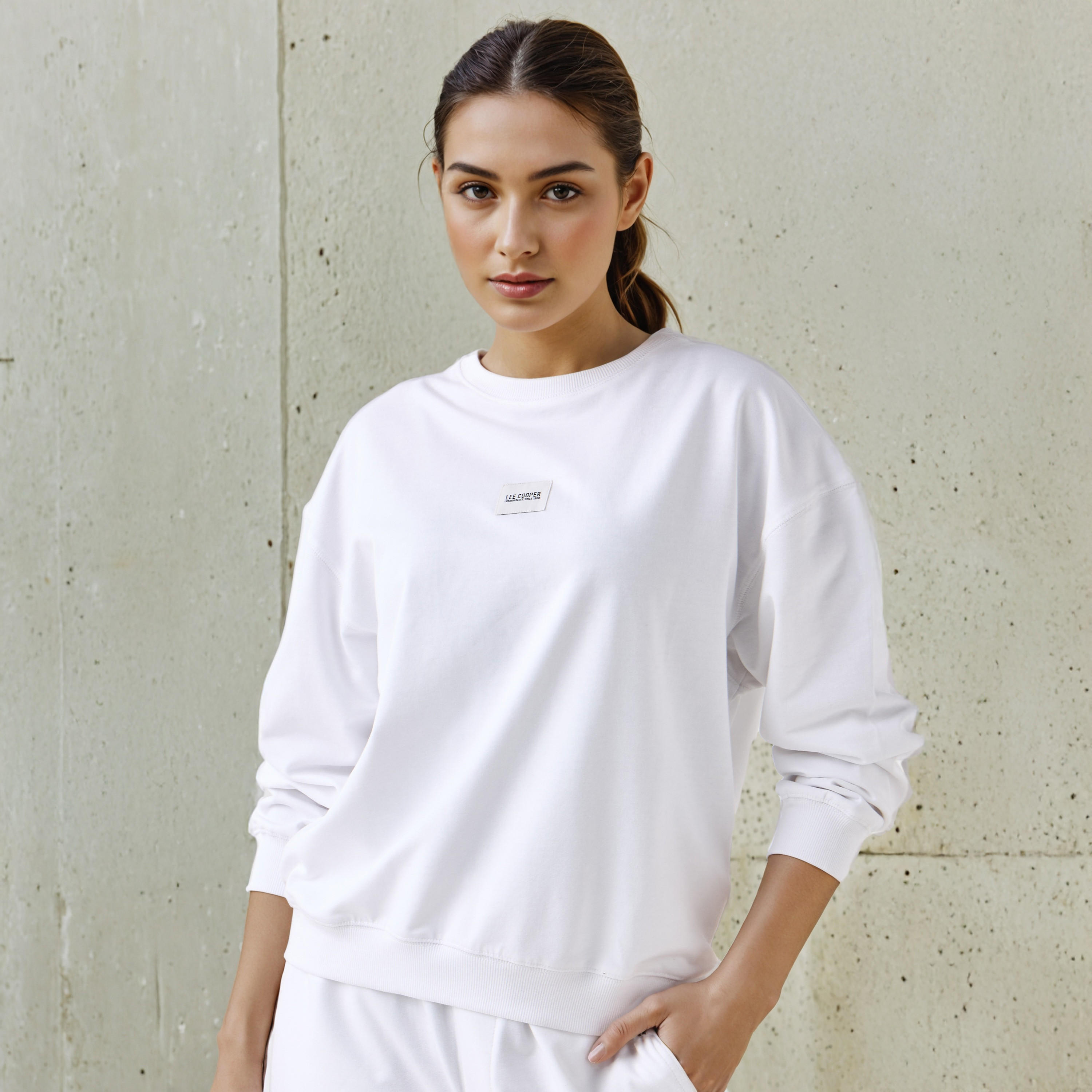 سويت شيرت بقصّة عادية من كابا-women-winterwear-hoodiesandsweatshirts-sweatshirts-image-4