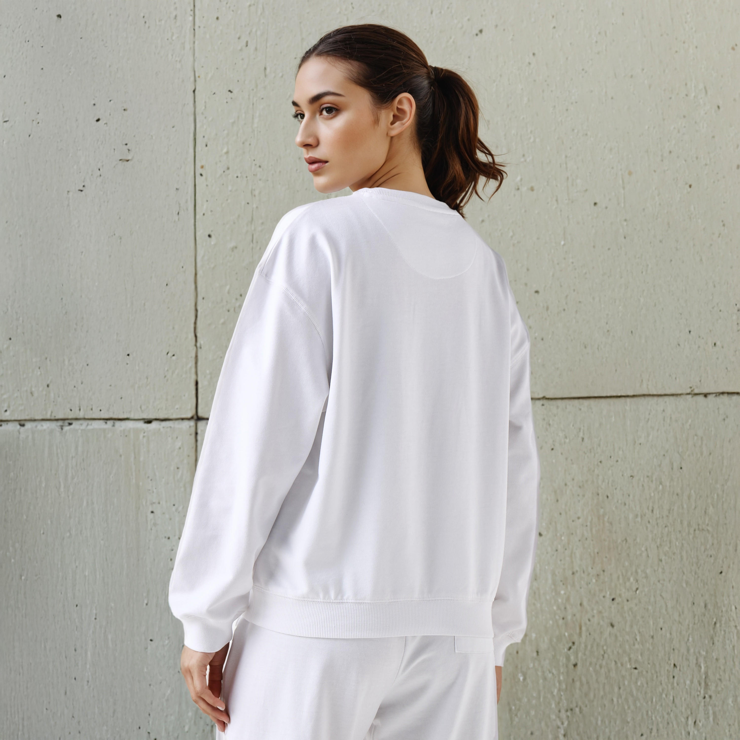سويت شيرت بقصّة عادية من كابا-women-winterwear-hoodiesandsweatshirts-sweatshirts-image-2