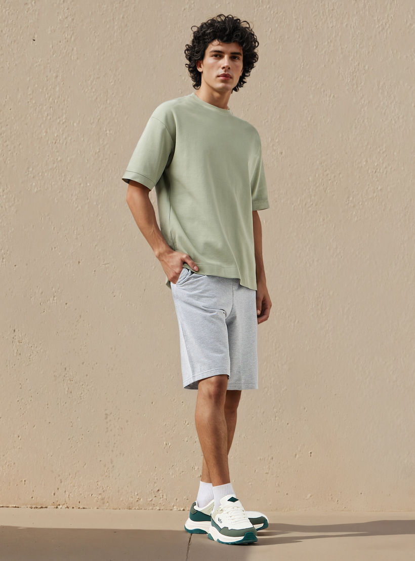 Men Relaxed Fit Shorts Cotton-men-clothing-bottoms-shorts-image-2