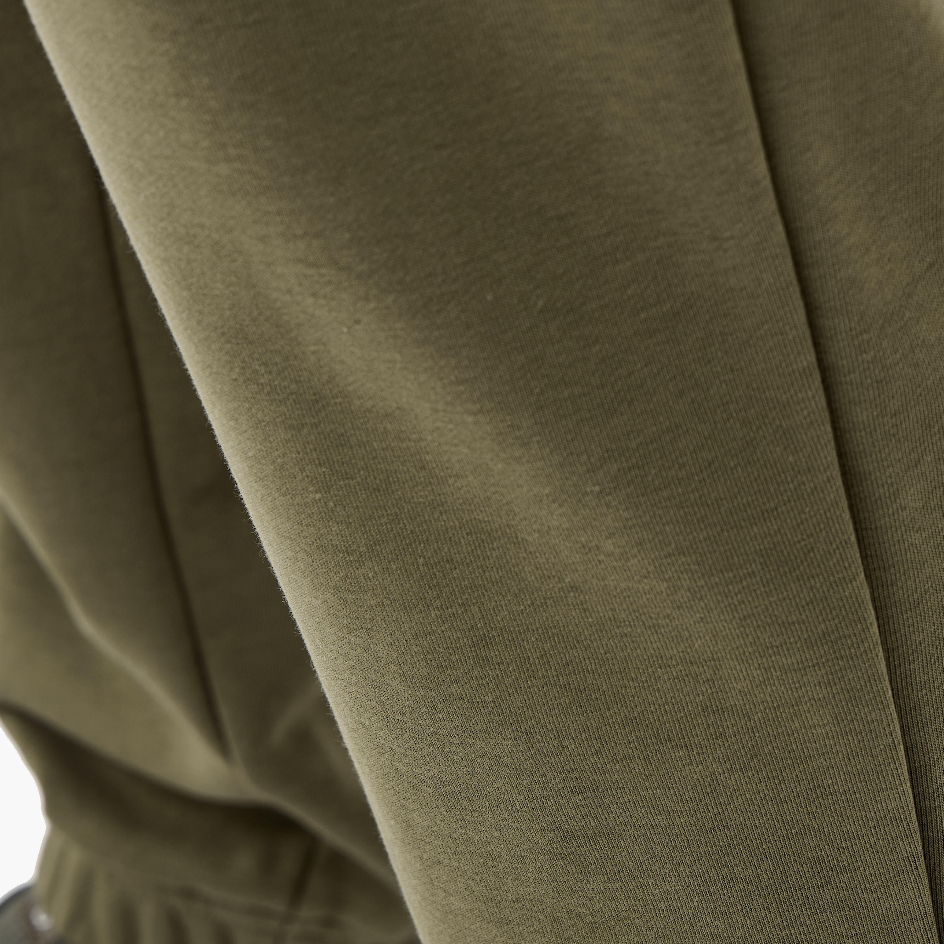 بنطلون رياضي بقصّة عادية وخصر مطاطي للرجال من كابا-men-clothing-sportswearandactivewear-bottoms-joggers-image-1