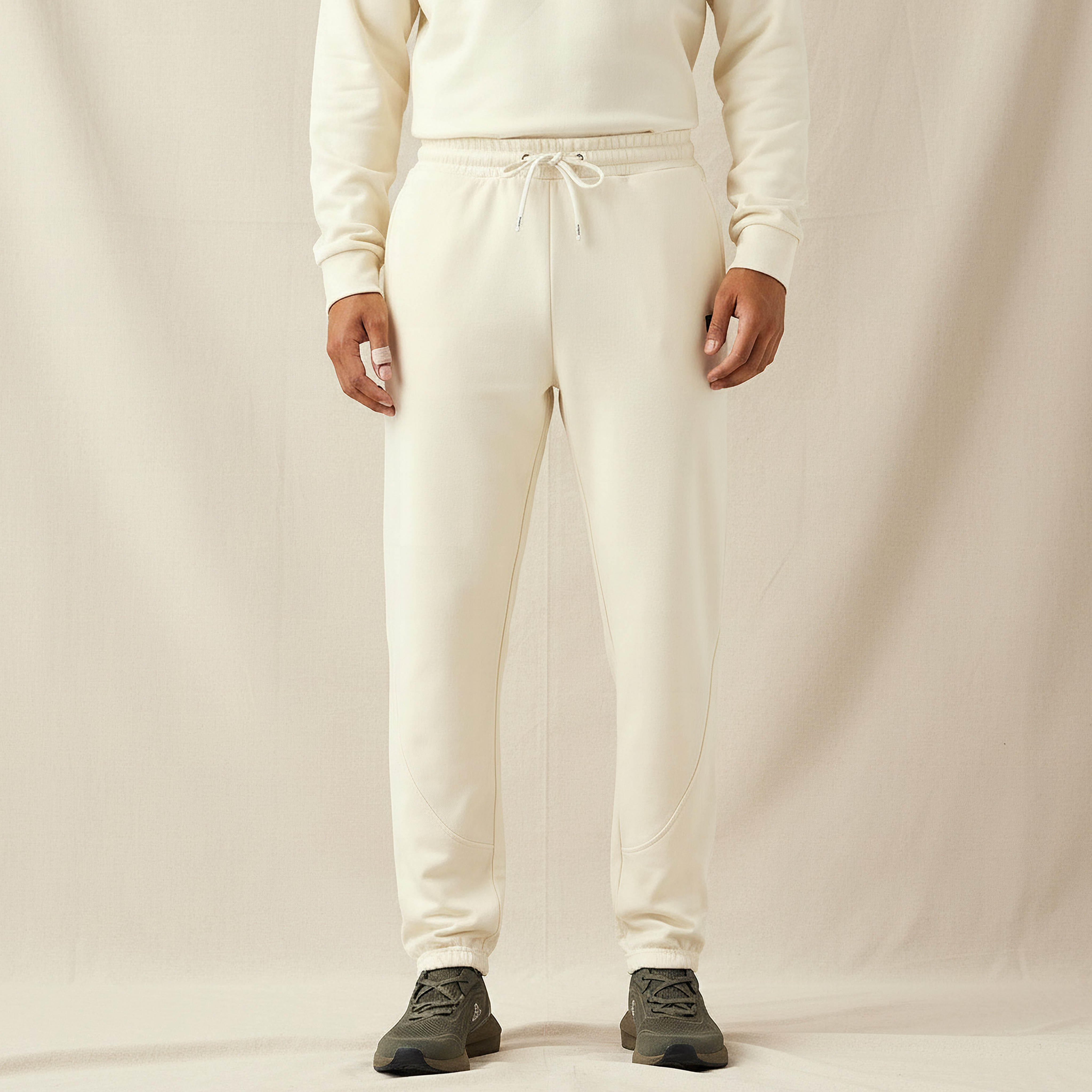 بنطلون رياضي بقصّة عادية وخصر مطاطي للرجال من كابا-men-clothing-sportswearandactivewear-bottoms-joggers-image-5