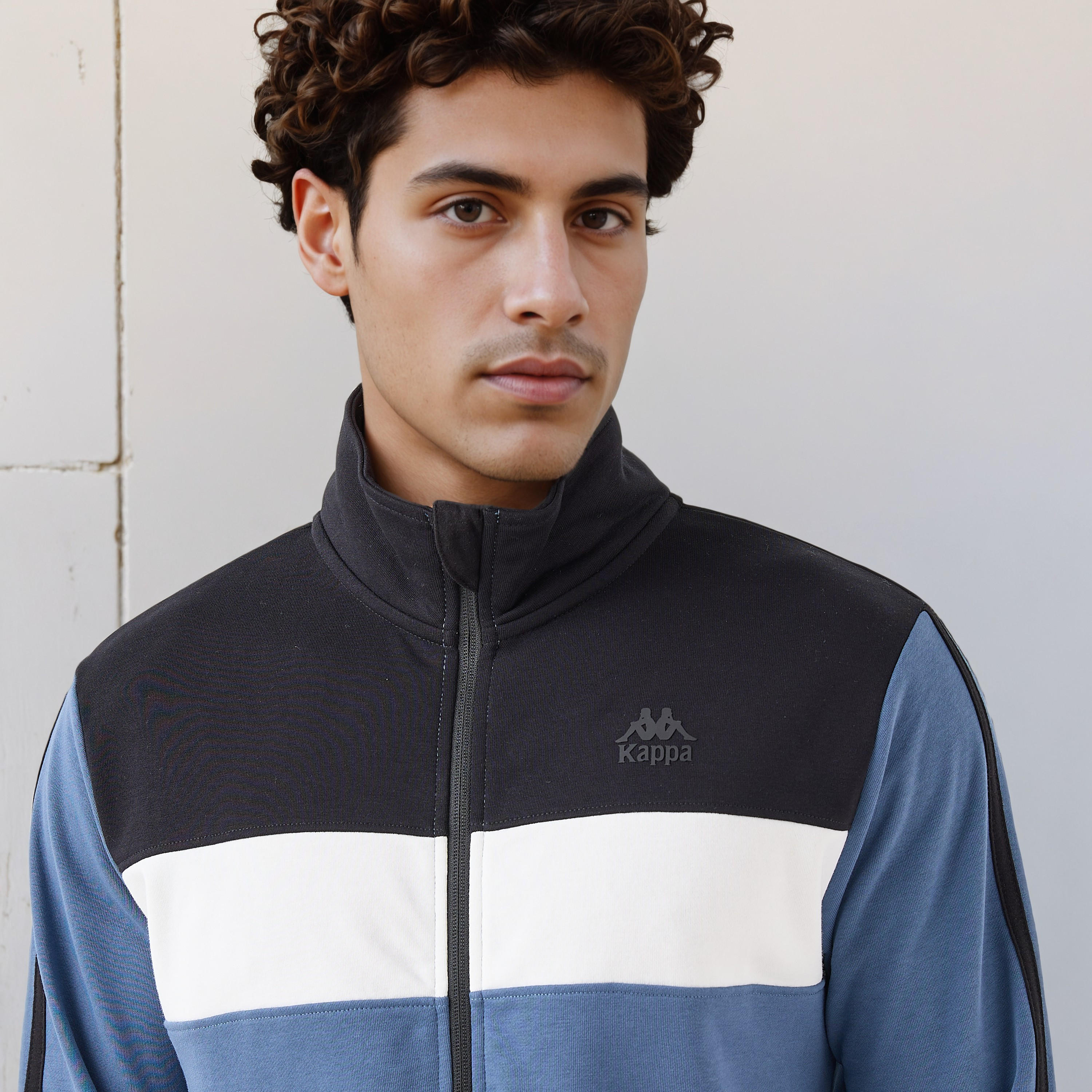 هودي قوالب ملونة بقصّة عادية للرجال من كابا-men-winterwear-hoodiesandsweatshirts-image-4