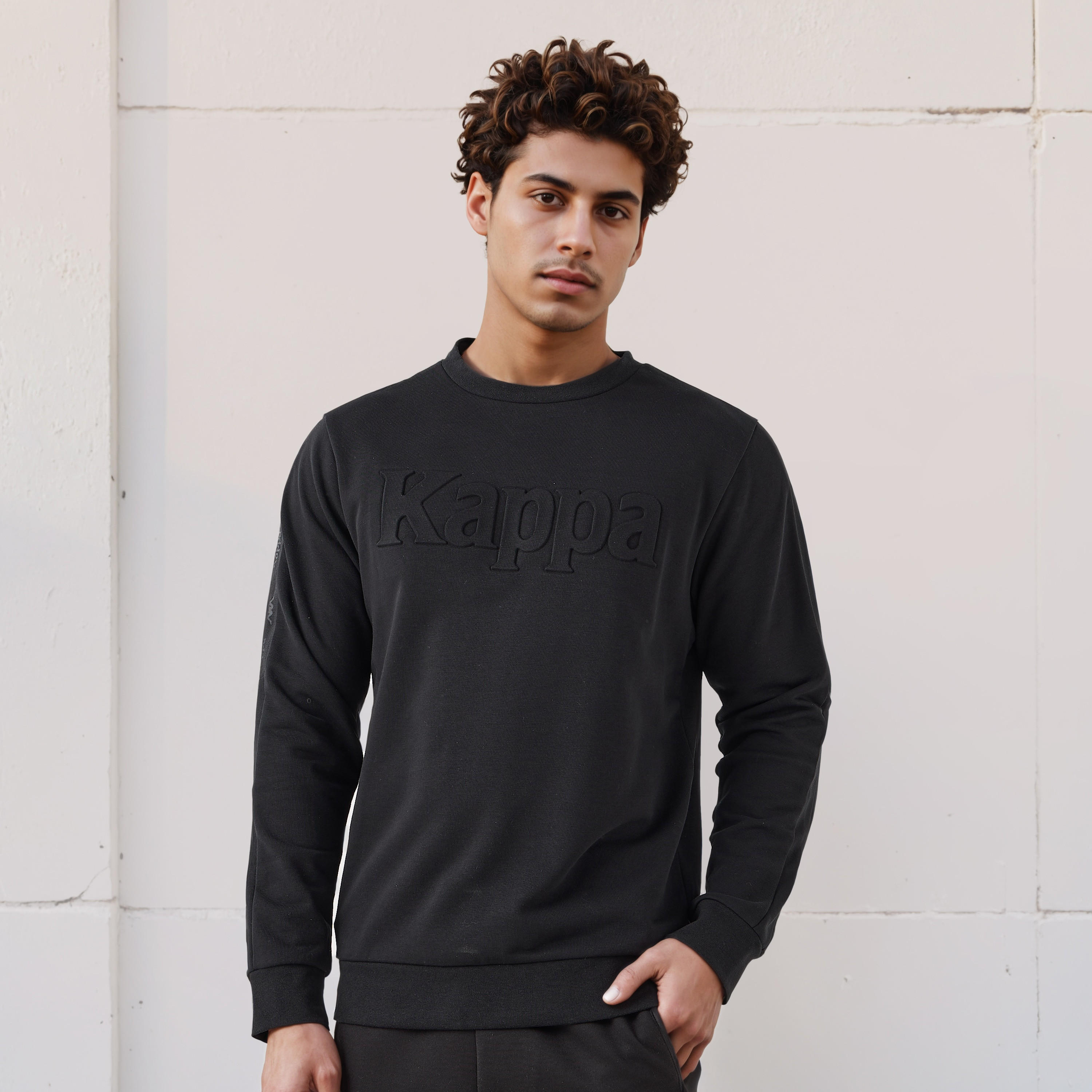 سويت شيرت رجالي بنقوش شعار وقصة عادية من كابا-men-winterwear-hoodiesandsweatshirts-image-6