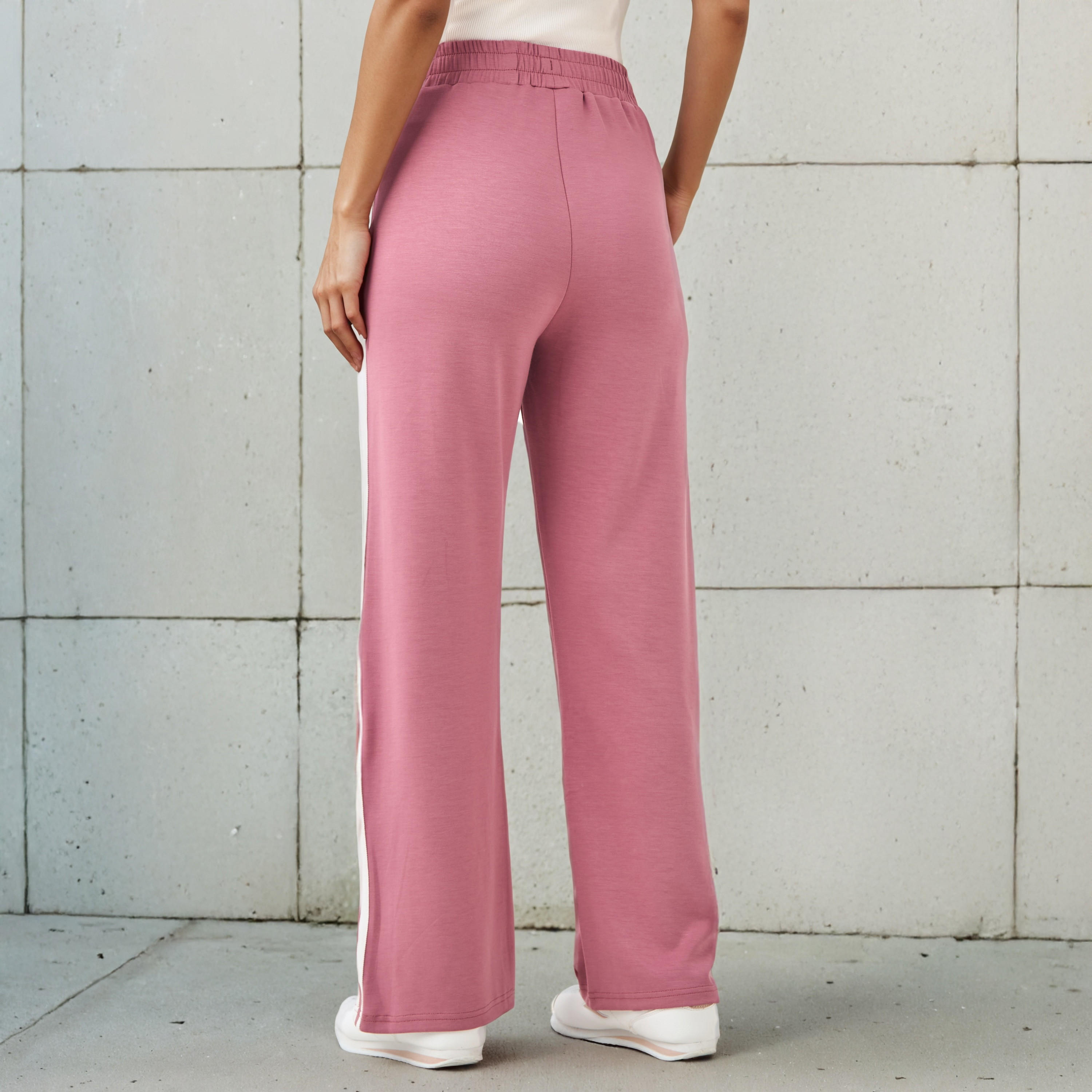 بنطلون رياضي ناعم الملمس بجيوب وشريط بلون مغاير للنساء من كابا-women-clothing-bottoms-joggers-image-3